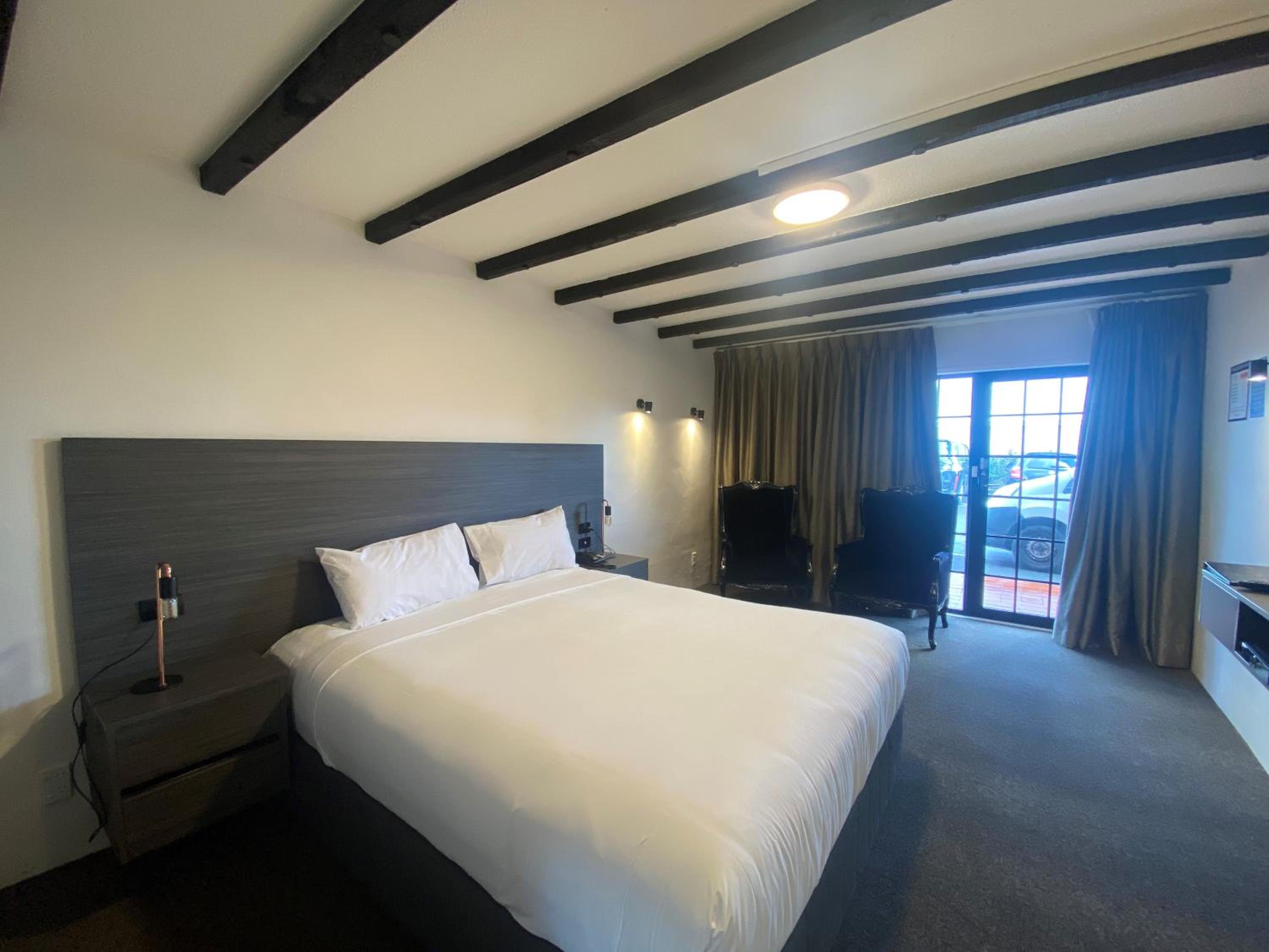 Knights Inn