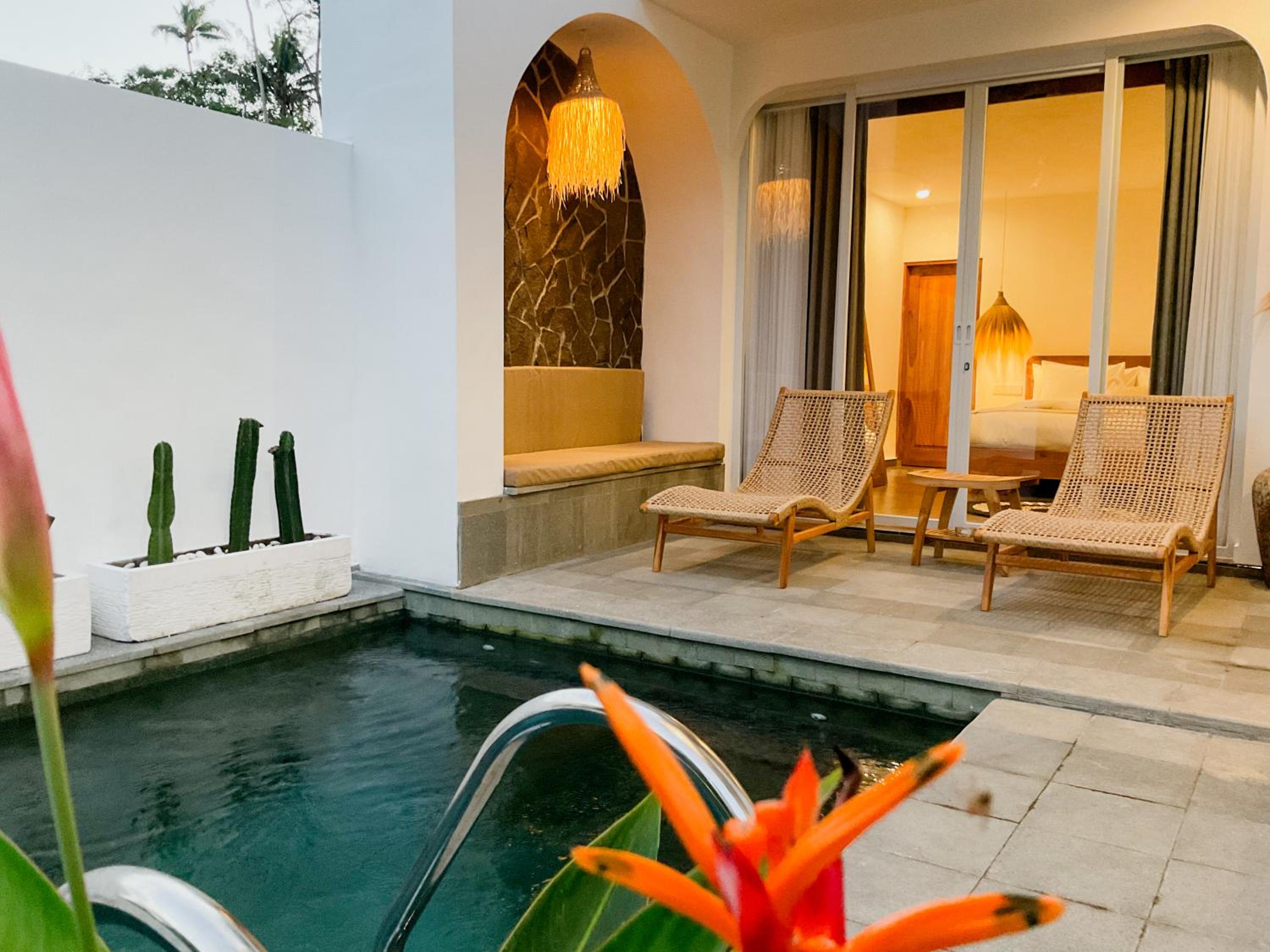 Villa ULU nyanyi view 3