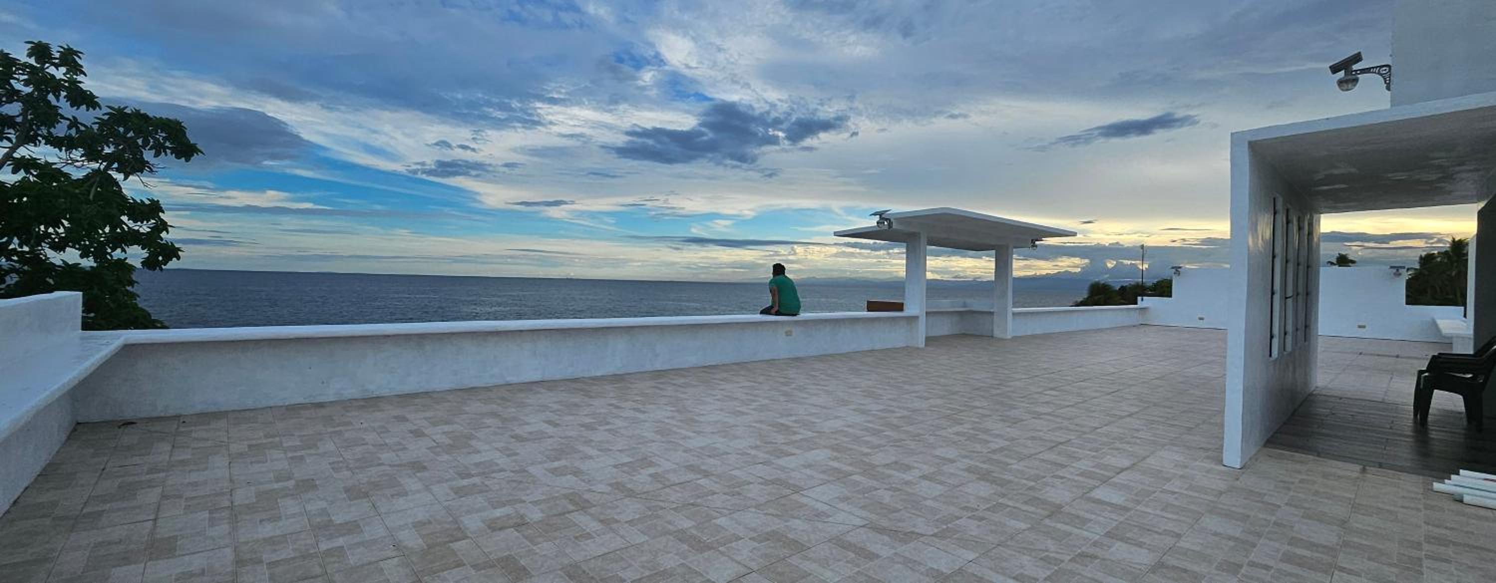 Dapdap ShoreLINES Beach House