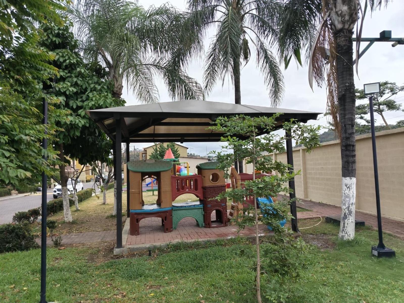Casa en sector privado idela para trabajar o vacacionar en familia