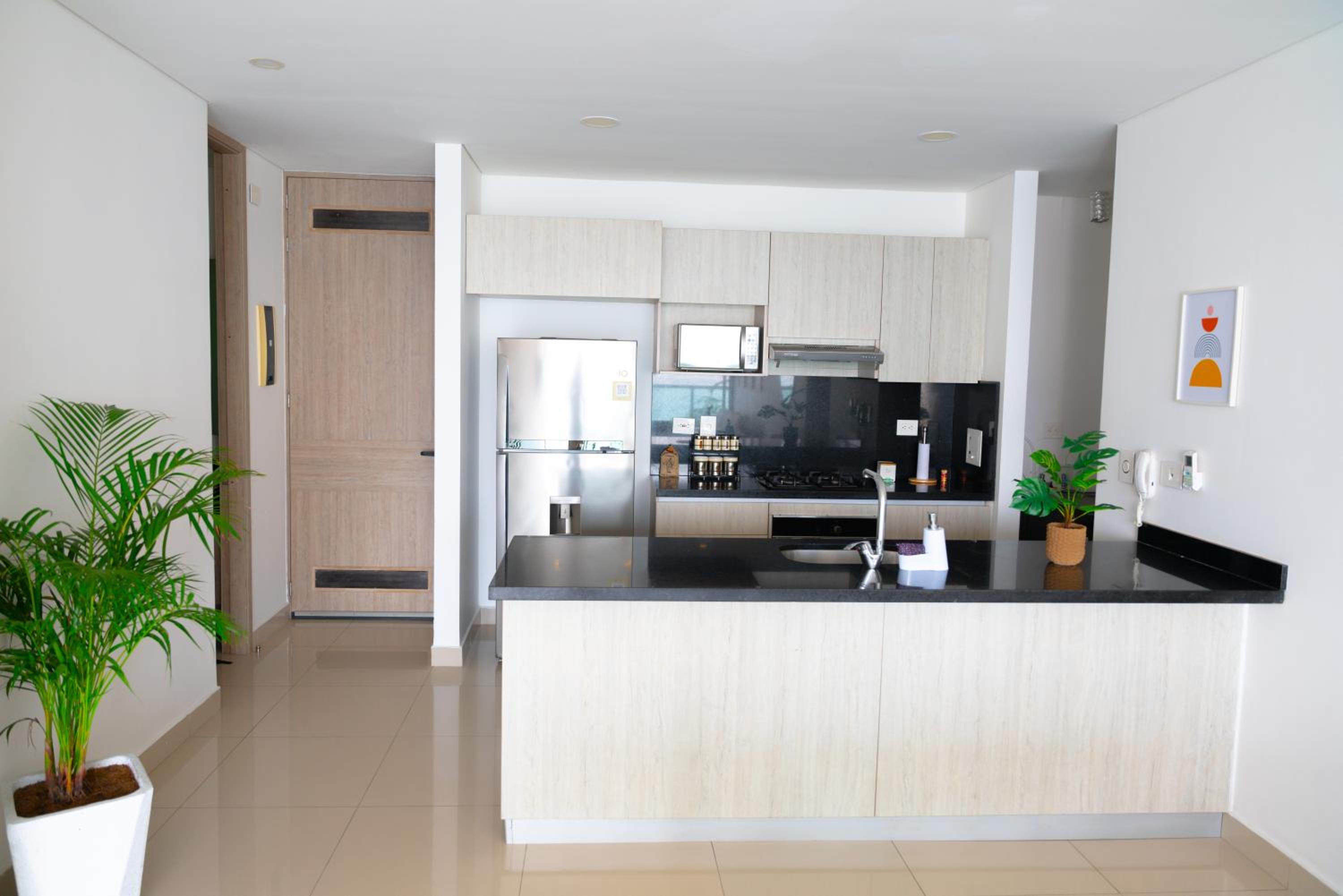 3BD Condo-Amazing View-Modern APT-Luxury Building