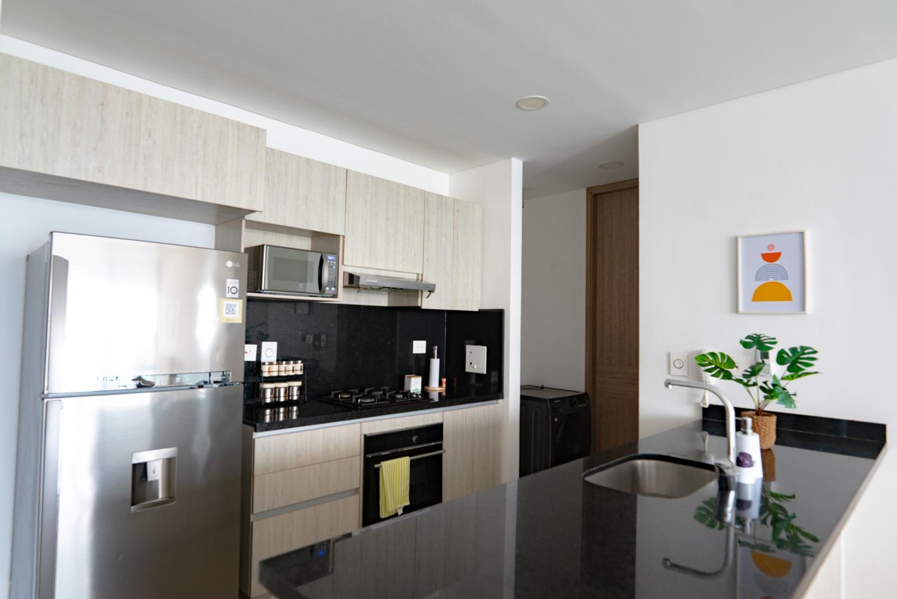 3BD Condo-Amazing View-Modern APT-Luxury Building