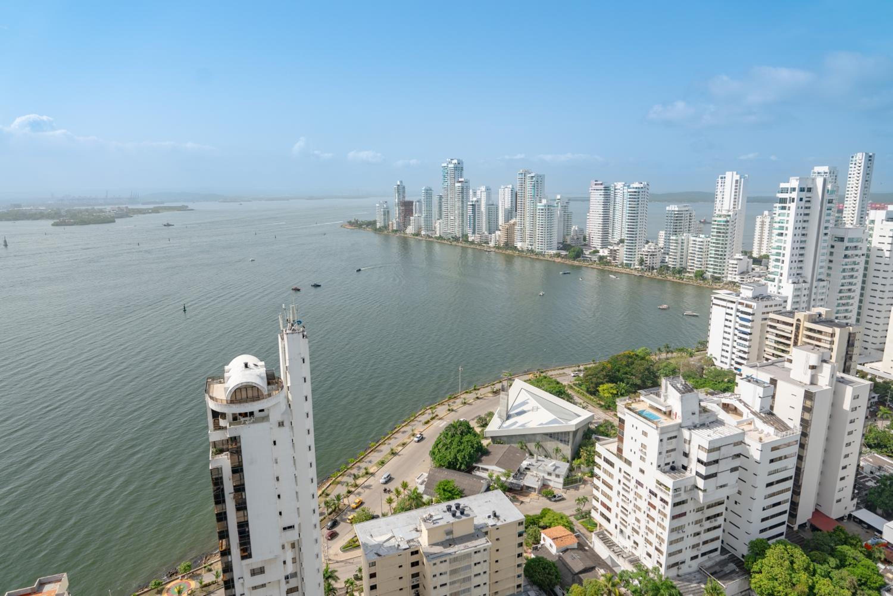 3BD Condo-Amazing View-Modern APT-Luxury Building