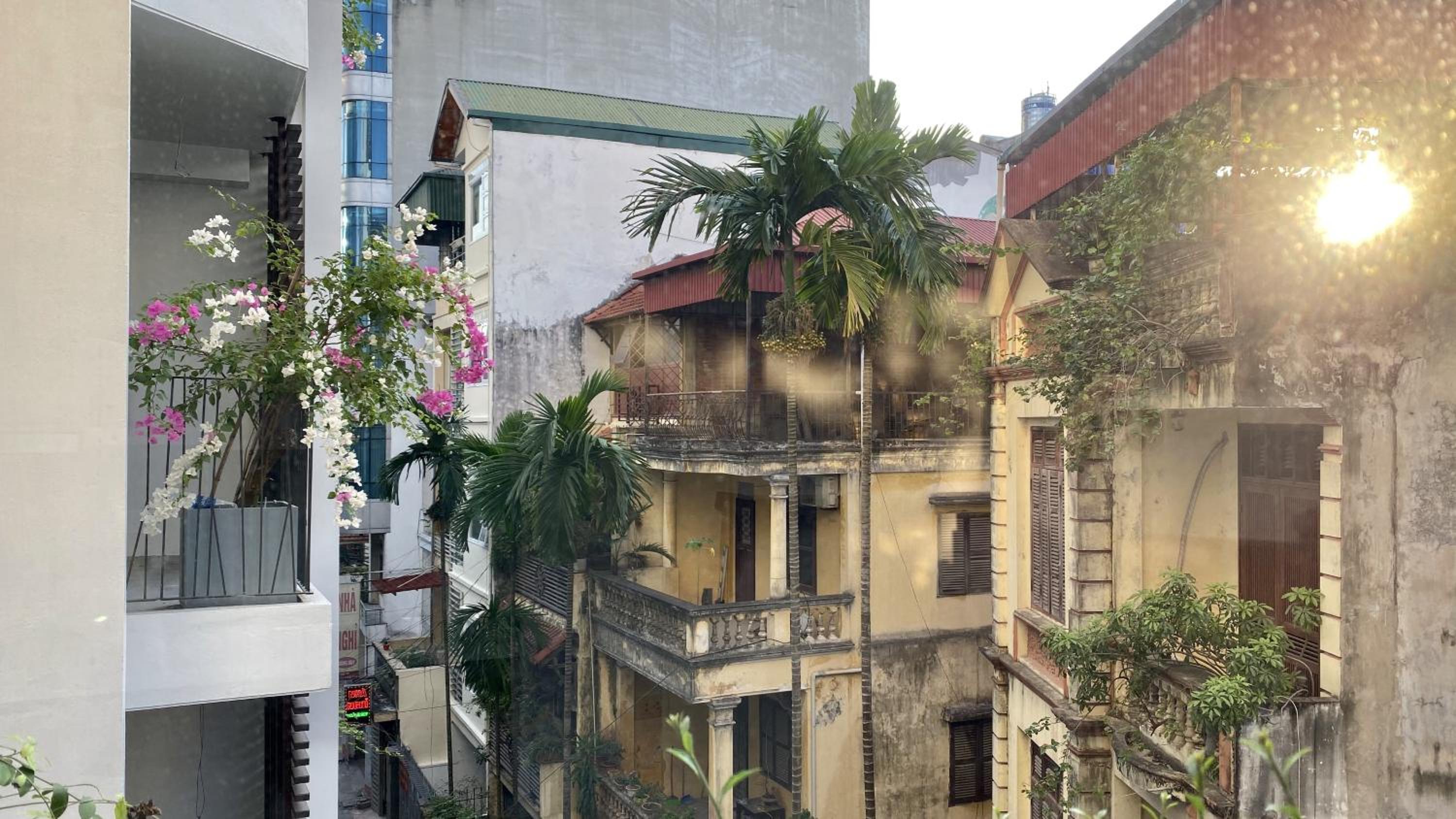 Hanoi Moon Building