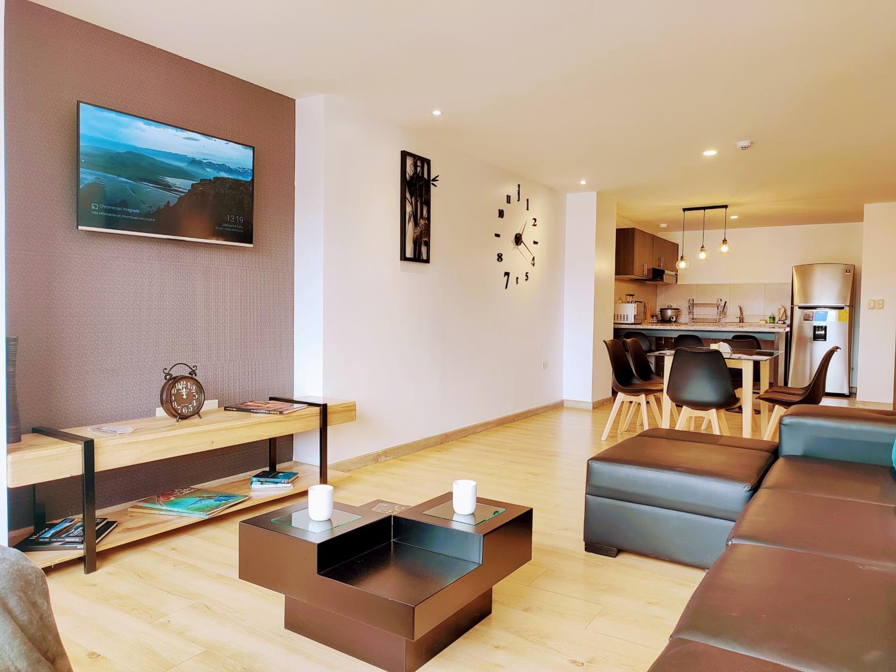 Departamento Nuevo e Impecable en Cuenca con seguridad 24H y generador eléctrico view 2