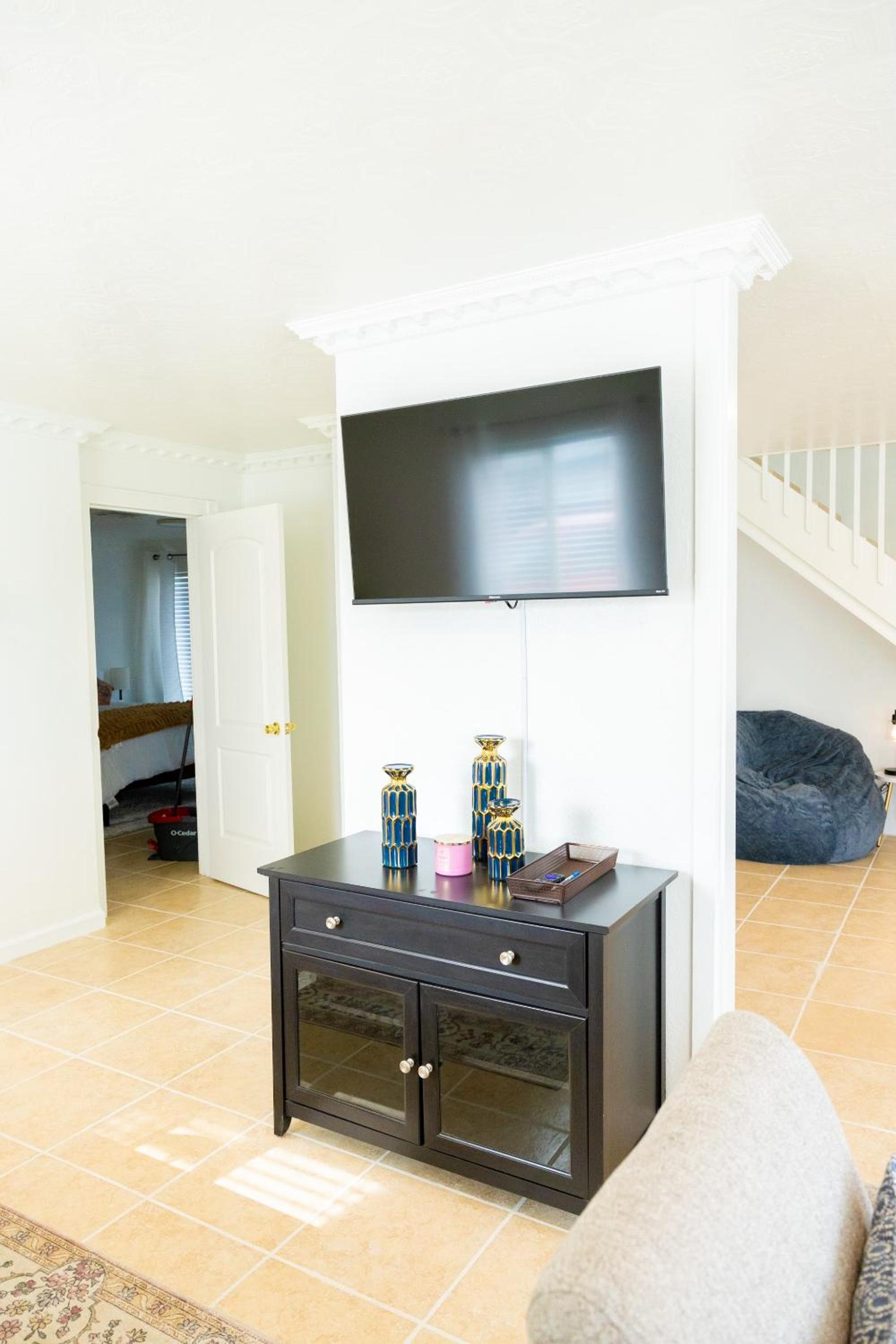 Charming Cute Home view 3