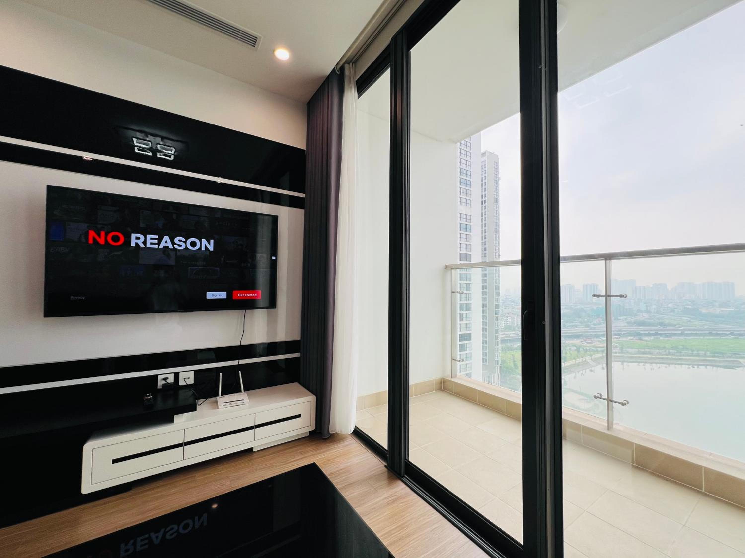Vinhomes Skylake Premier Apartment Ha Noi