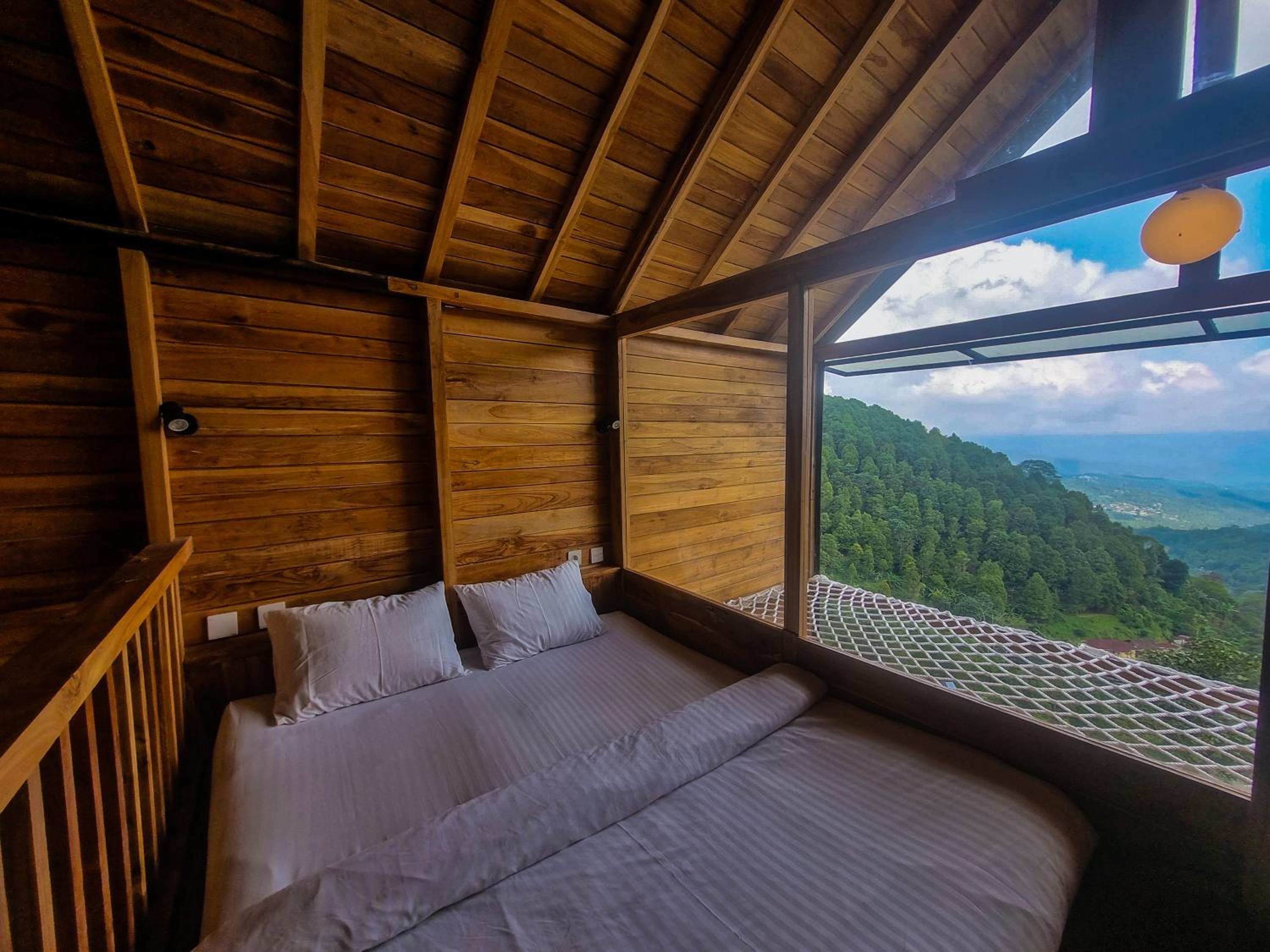 Munduk Umah Cabin view 2