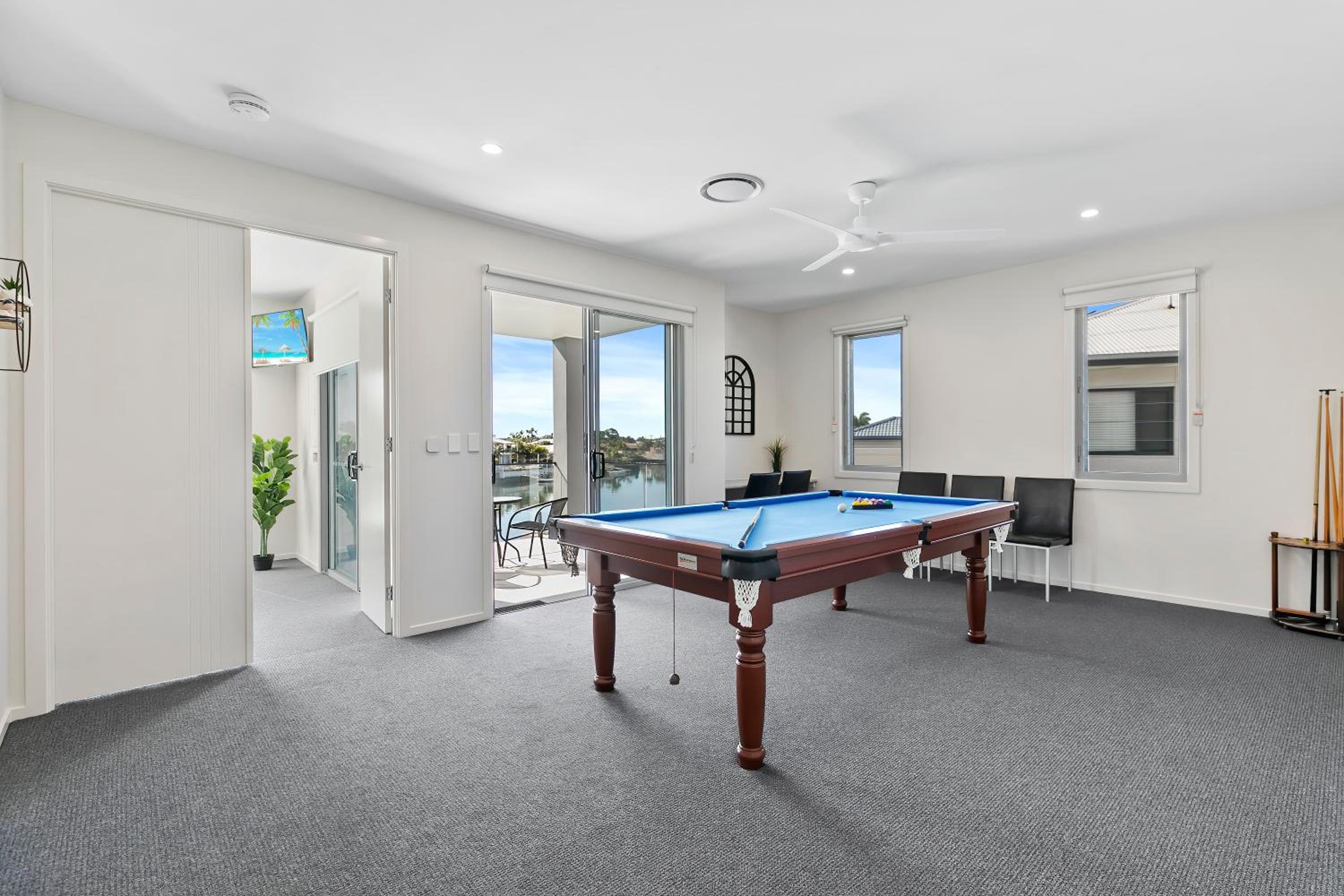Ocean Escape - Majestic, Luxurious Canal Home