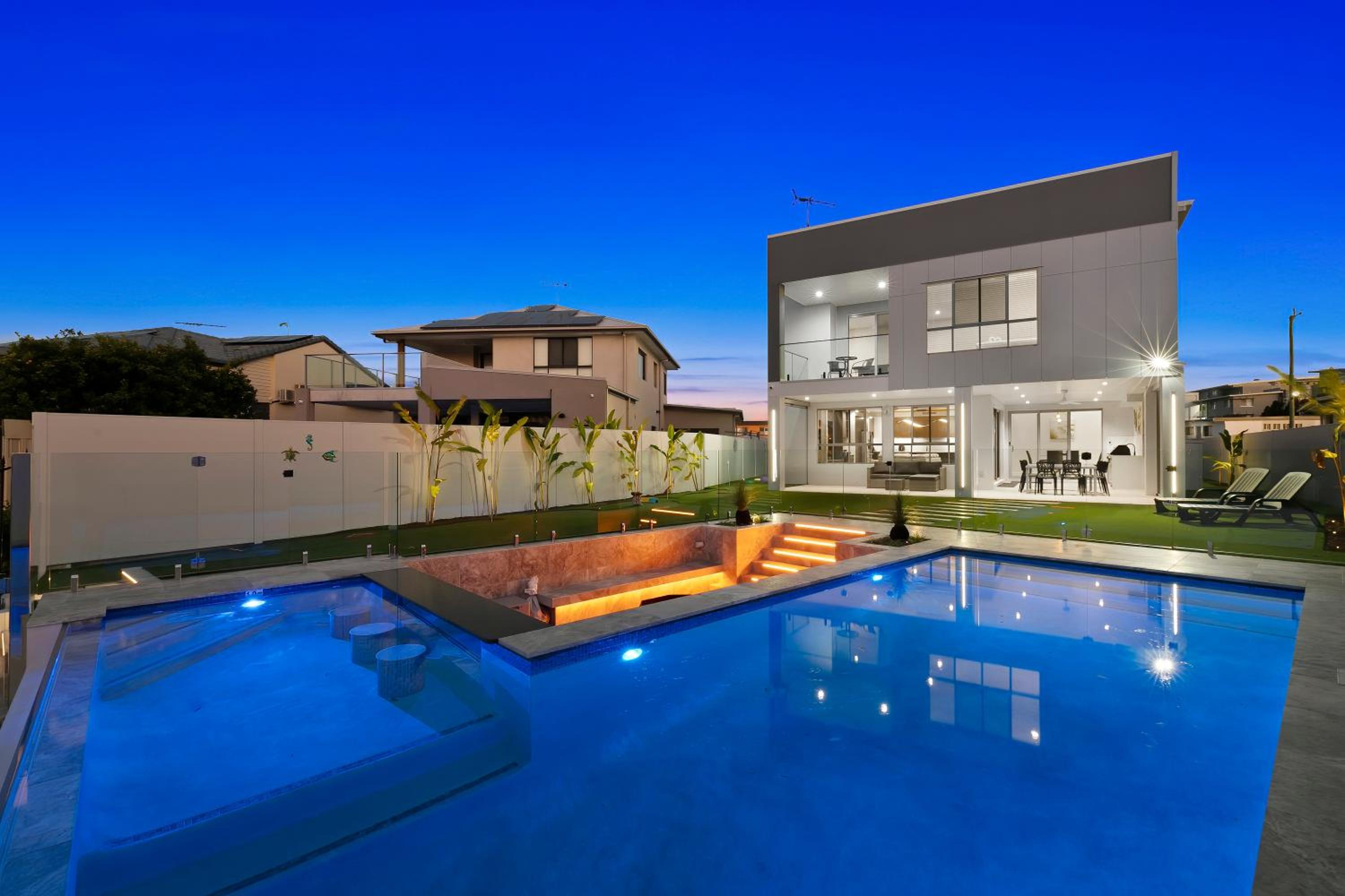 Ocean Escape - Majestic, Luxurious Canal Home