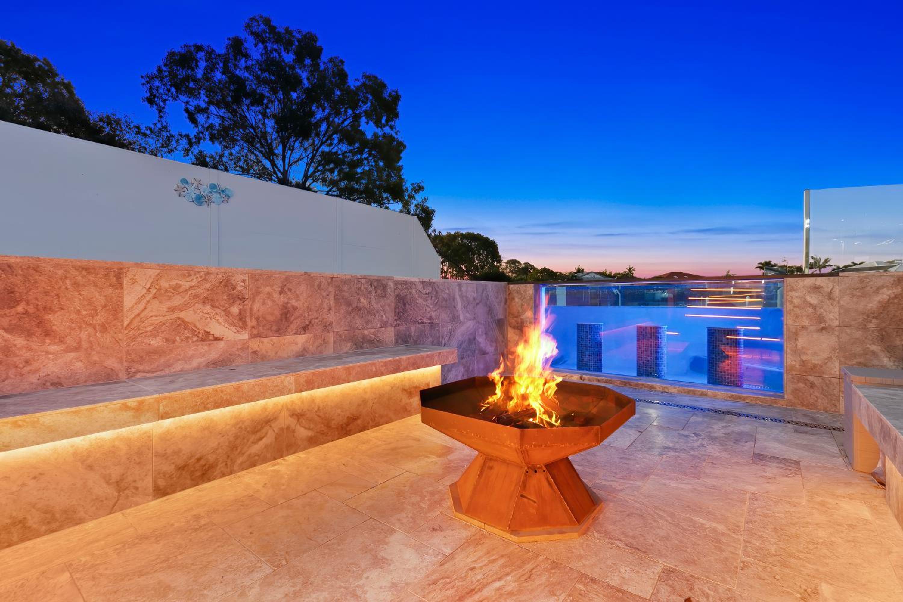 Ocean Escape - Majestic, Luxurious Canal Home