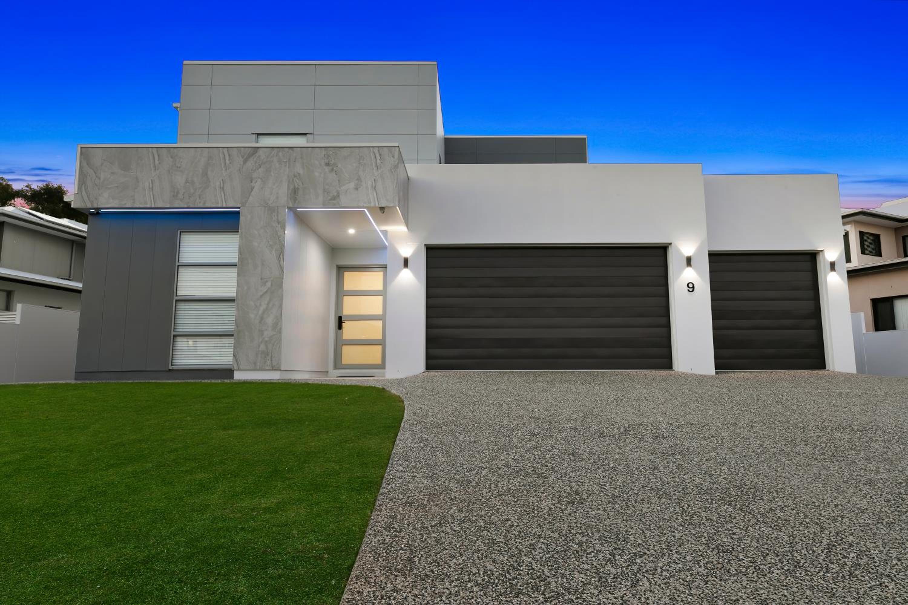 Ocean Escape - Majestic, Luxurious Canal Home