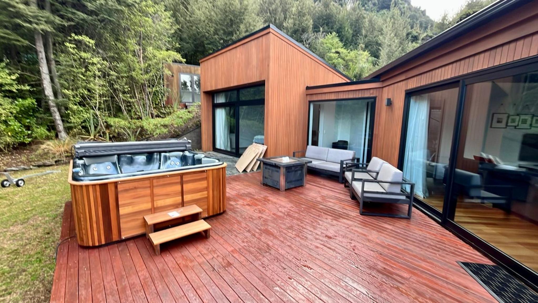 Serene Mountain Oasis Hideaway