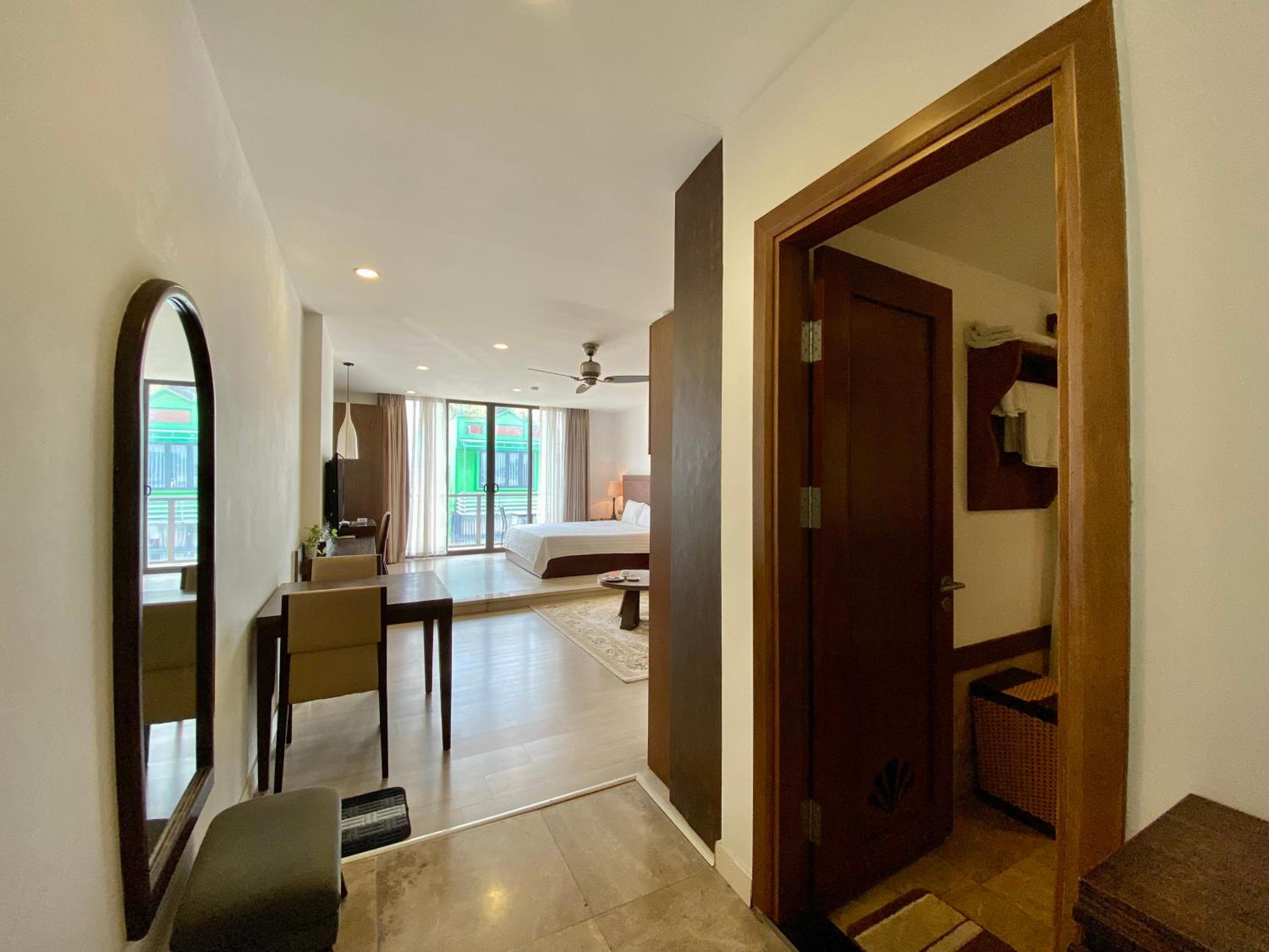 Ha Noi Residence Apartment in the Old Quarter
