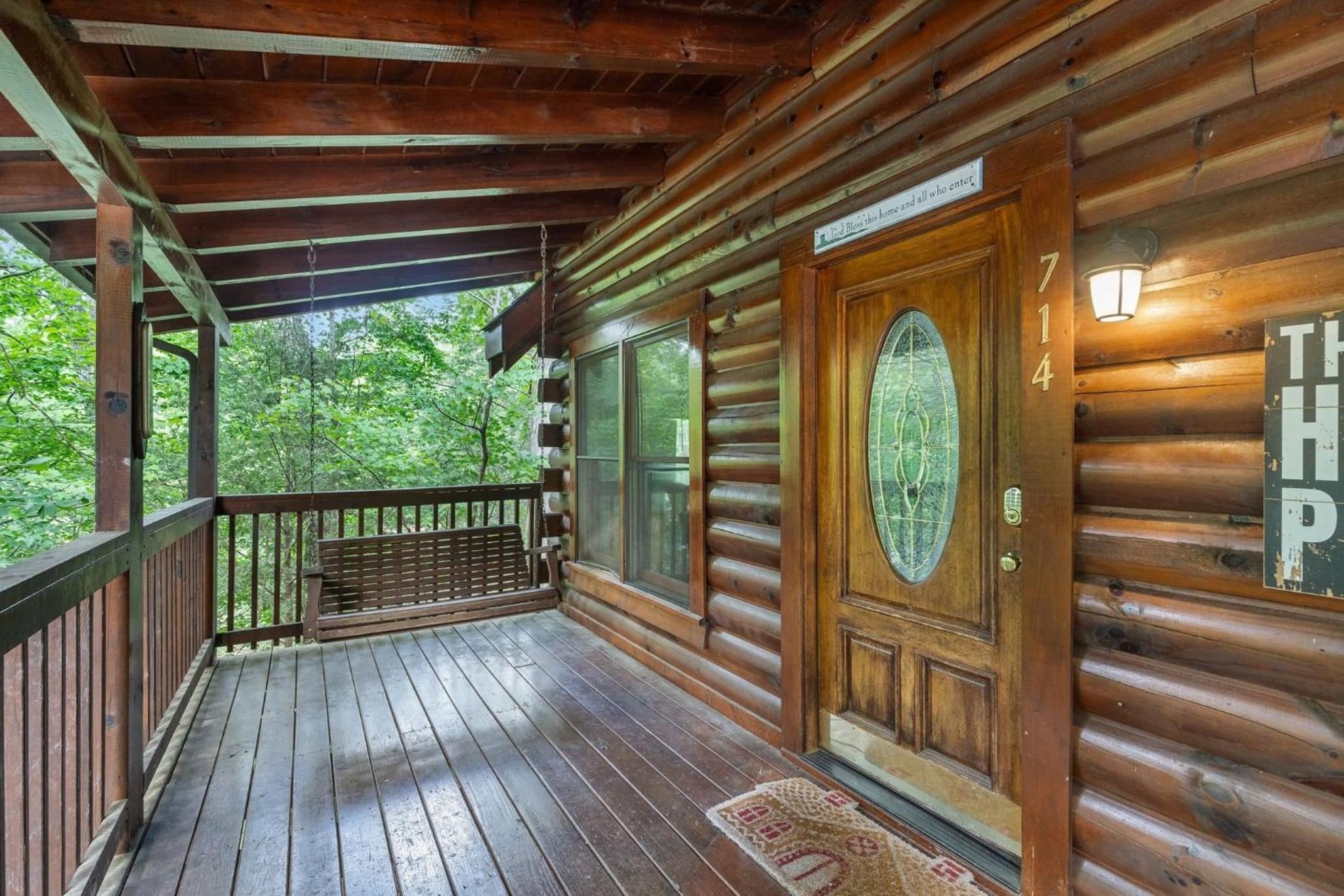 ER93 - Pirate's Cove - Great Location! Close to All the Action! cabin view 4