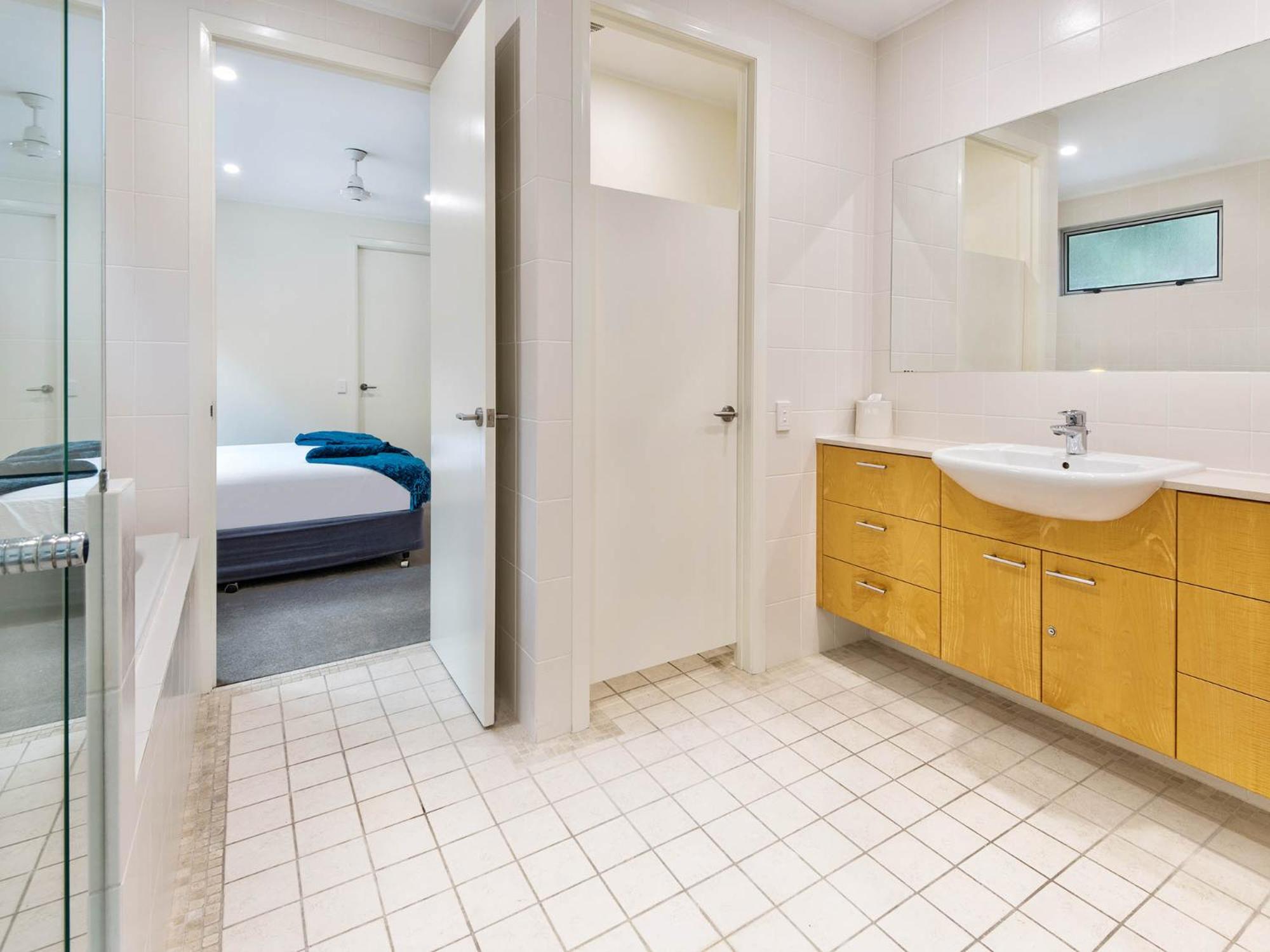 Pavillions on Hamilton Island by HIHA