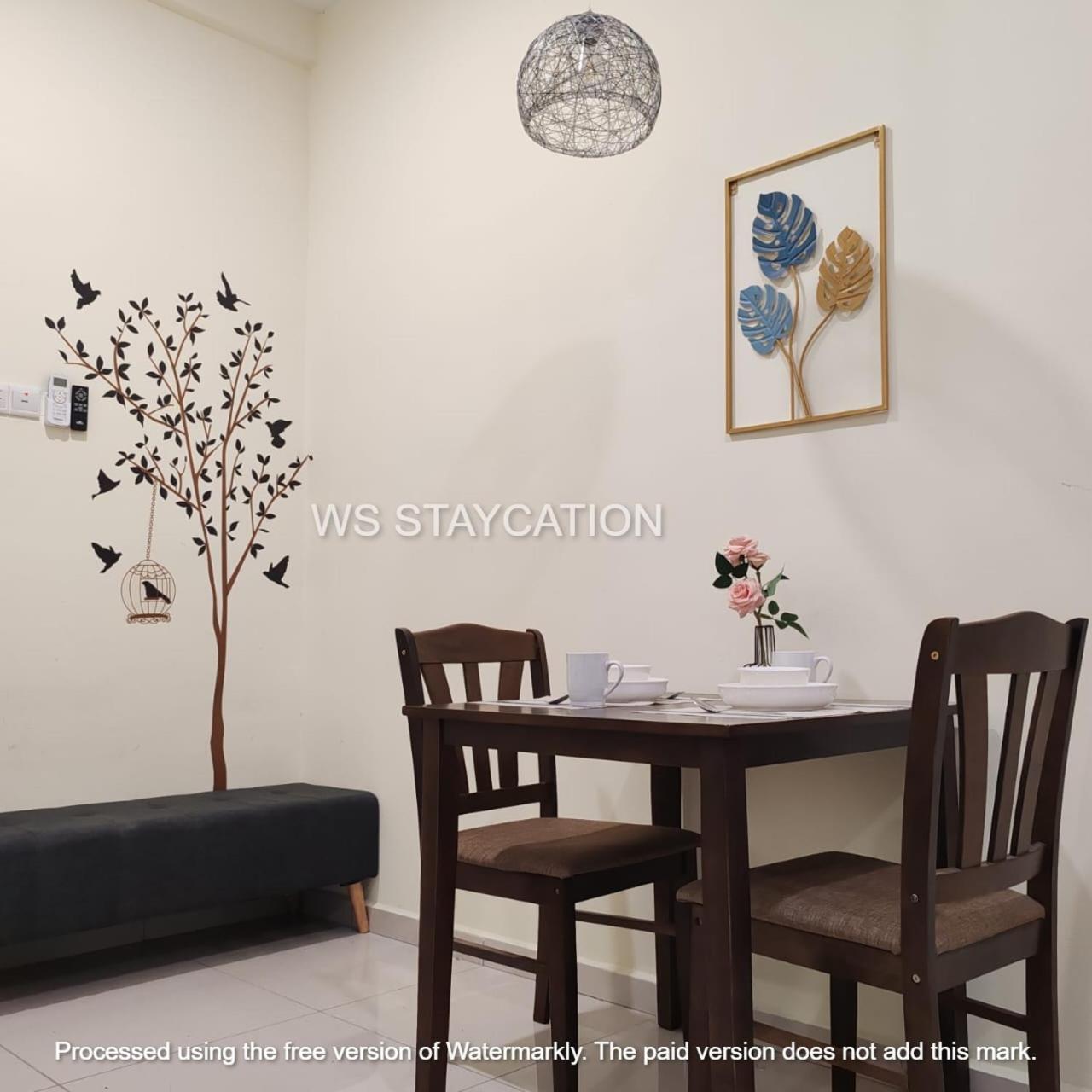 Mahkota Valley Suite Pool View with 2 bedroom and Netflix photo 7