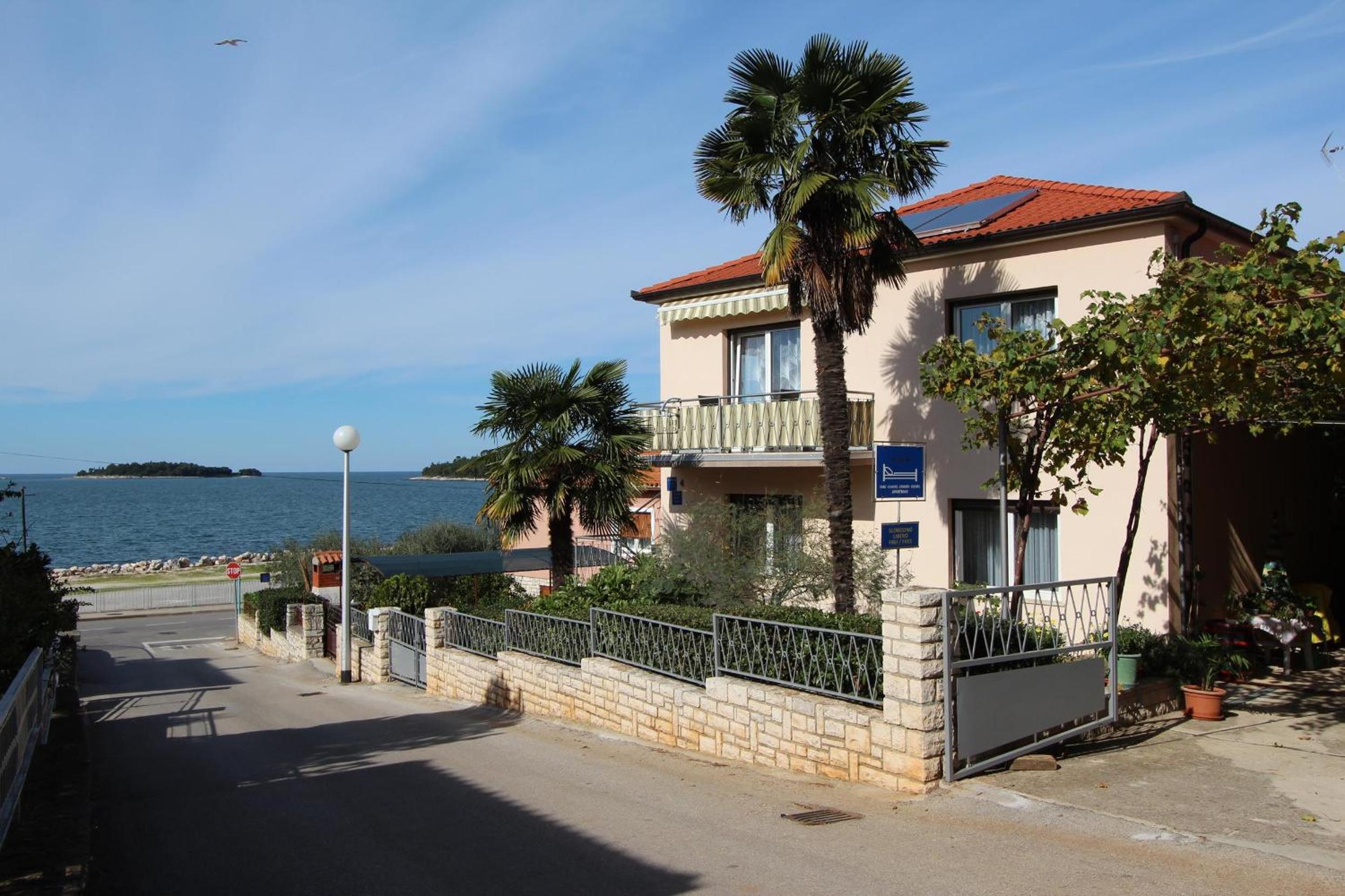 Rooms and Apartments Bella Vista