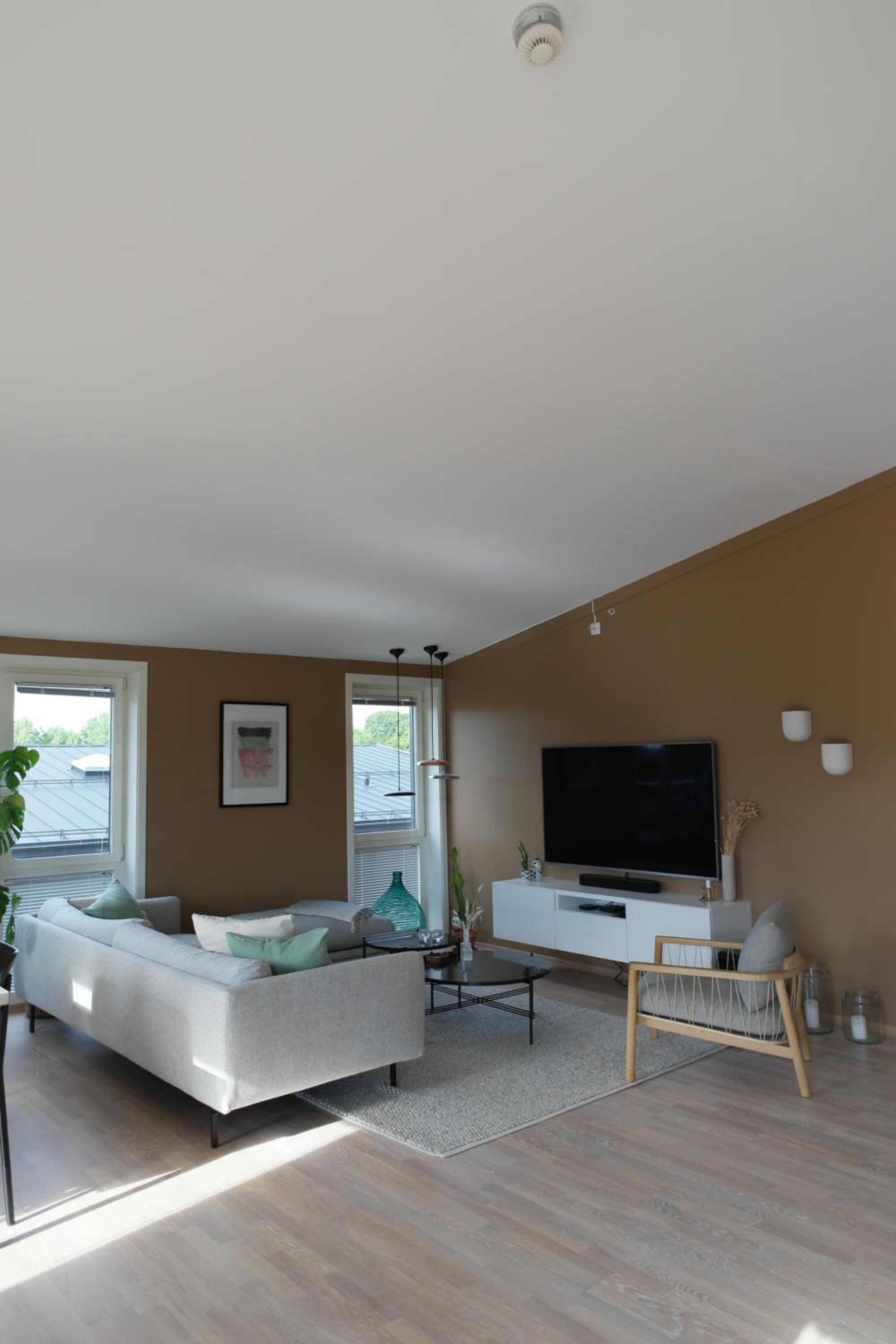 Luxury 2 bedroom apartment on top floor in Stavanger view 3