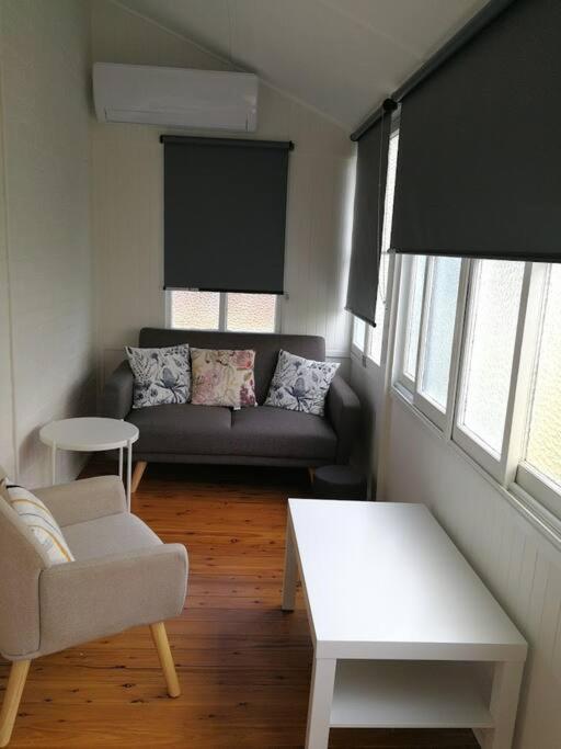 Merala a cosy cottage with easy stroll to CBD
