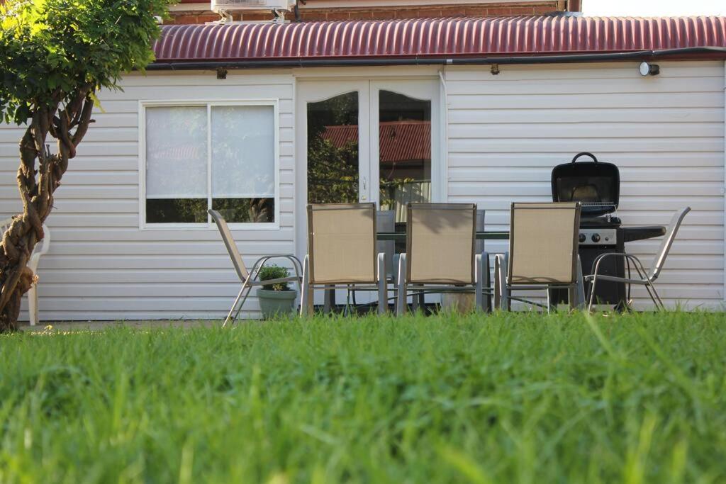 Merala a cosy cottage with easy stroll to CBD