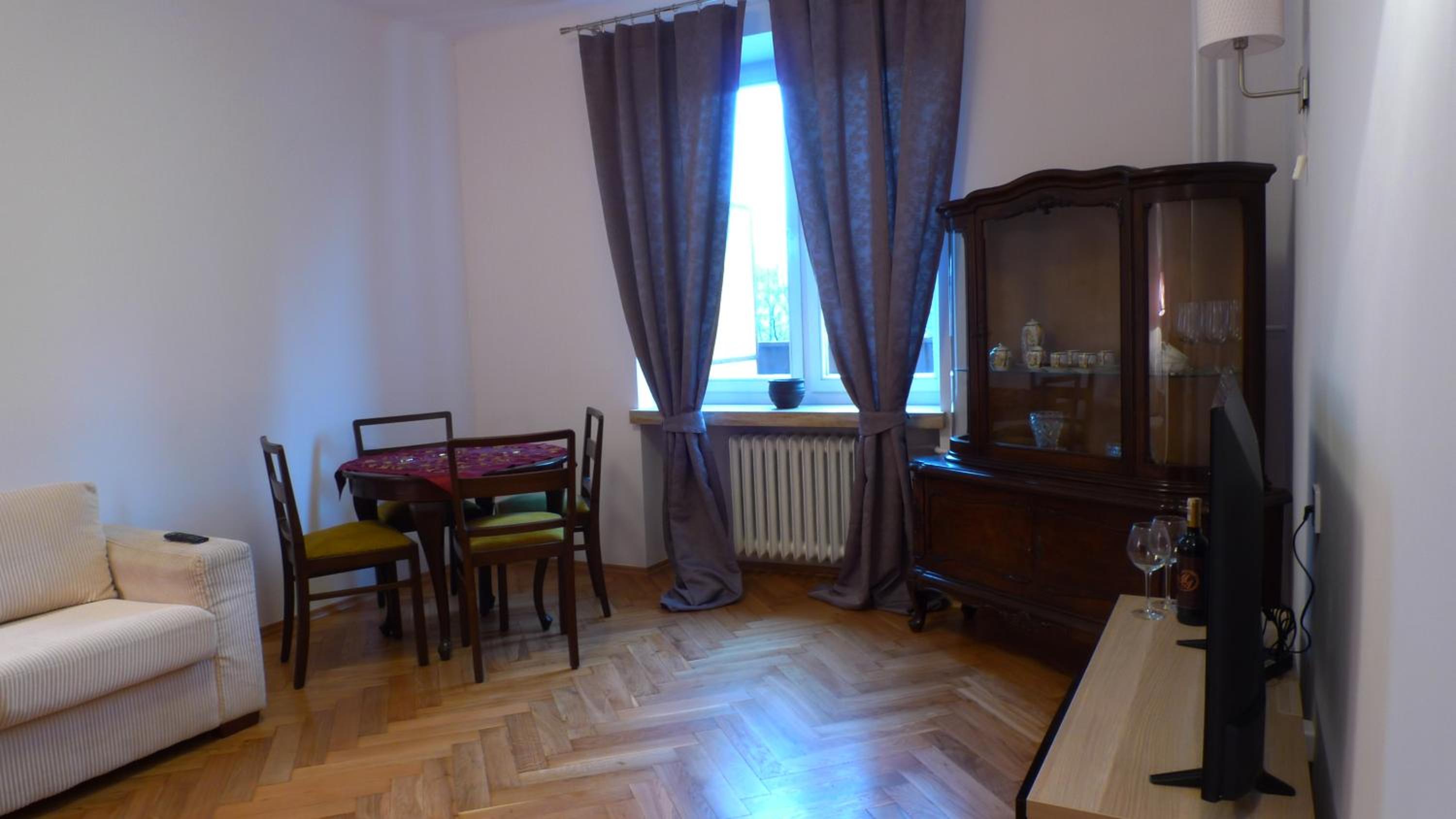 Center Apartment