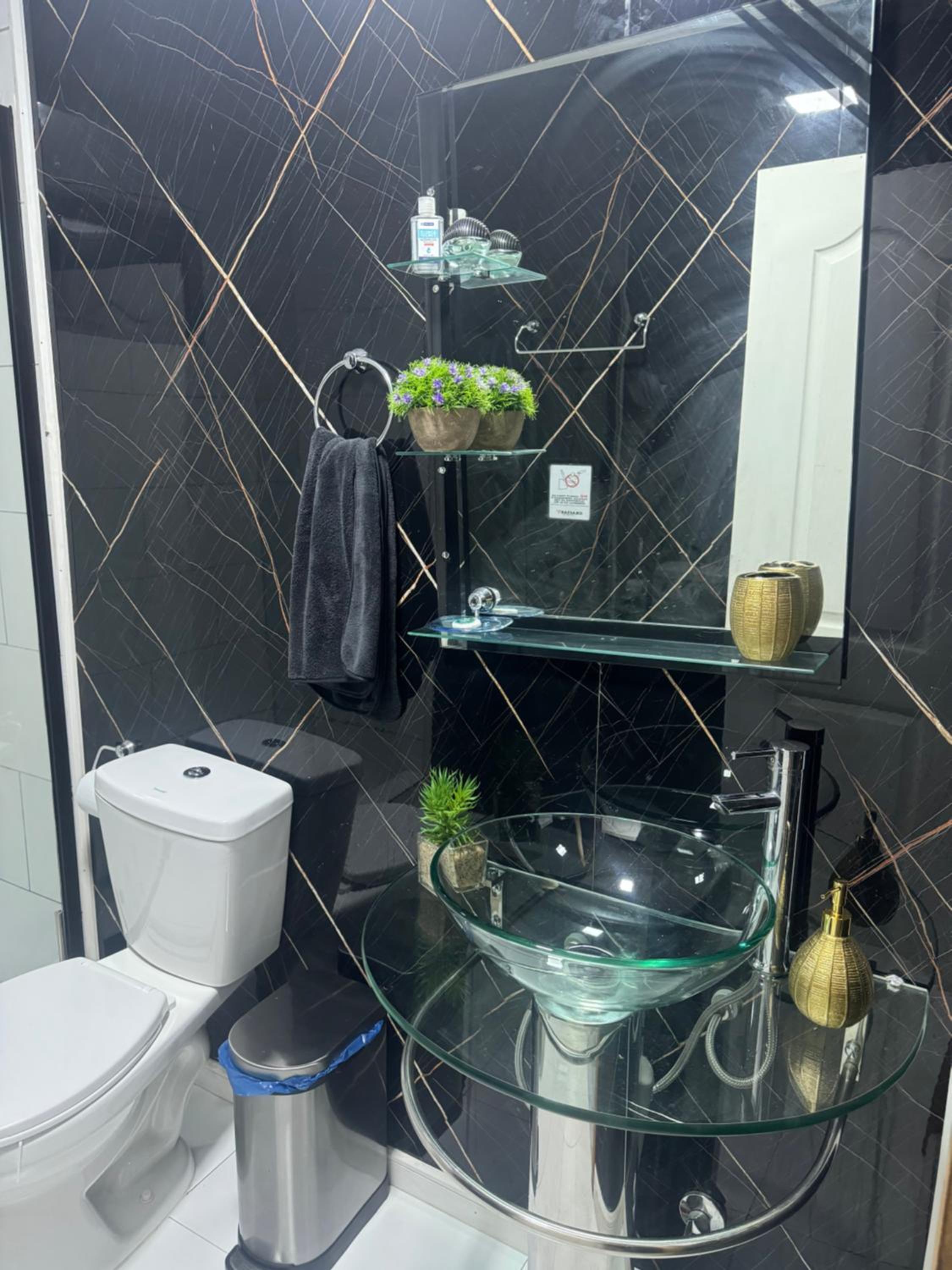 Cabaña nueva con vista al rio N3