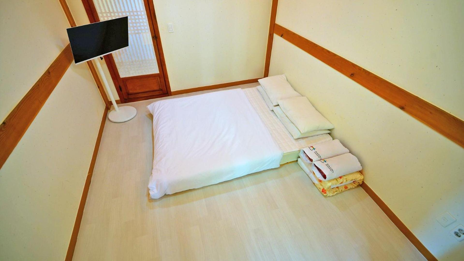 Photo 43