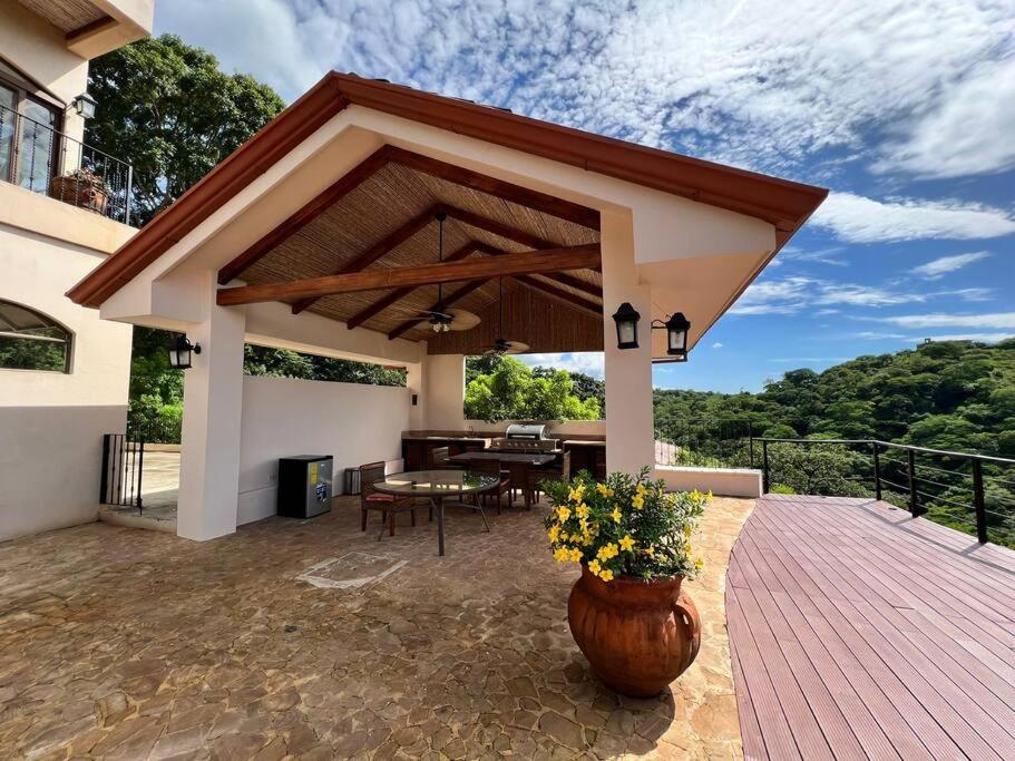 Stunning Ocean View Chateau - Experience it All