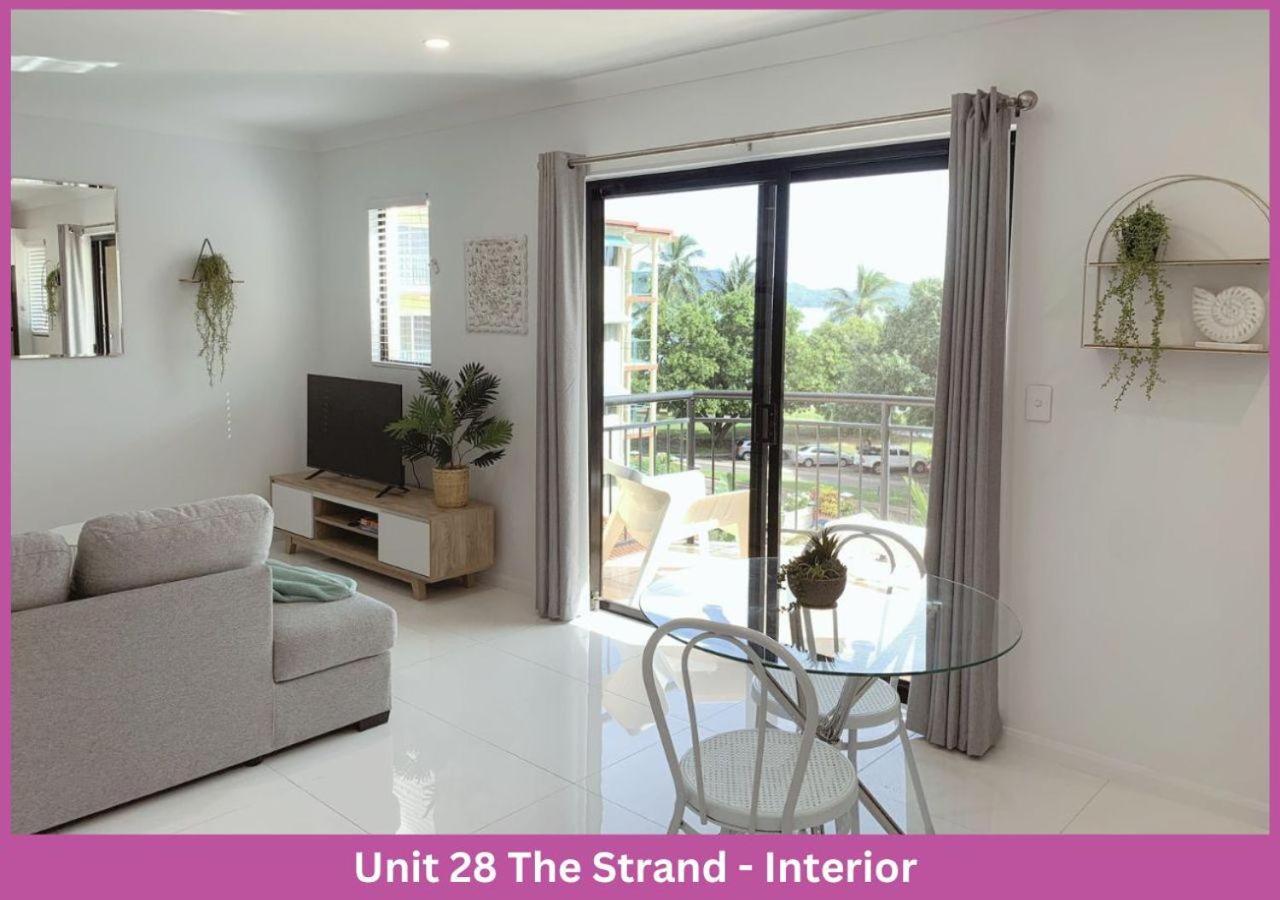 The Strand u28