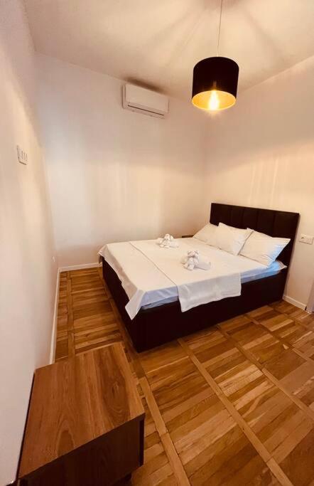 Apartment on Dzmebi Kakabadzeebi Street