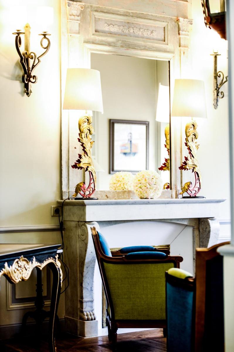 hotel reception