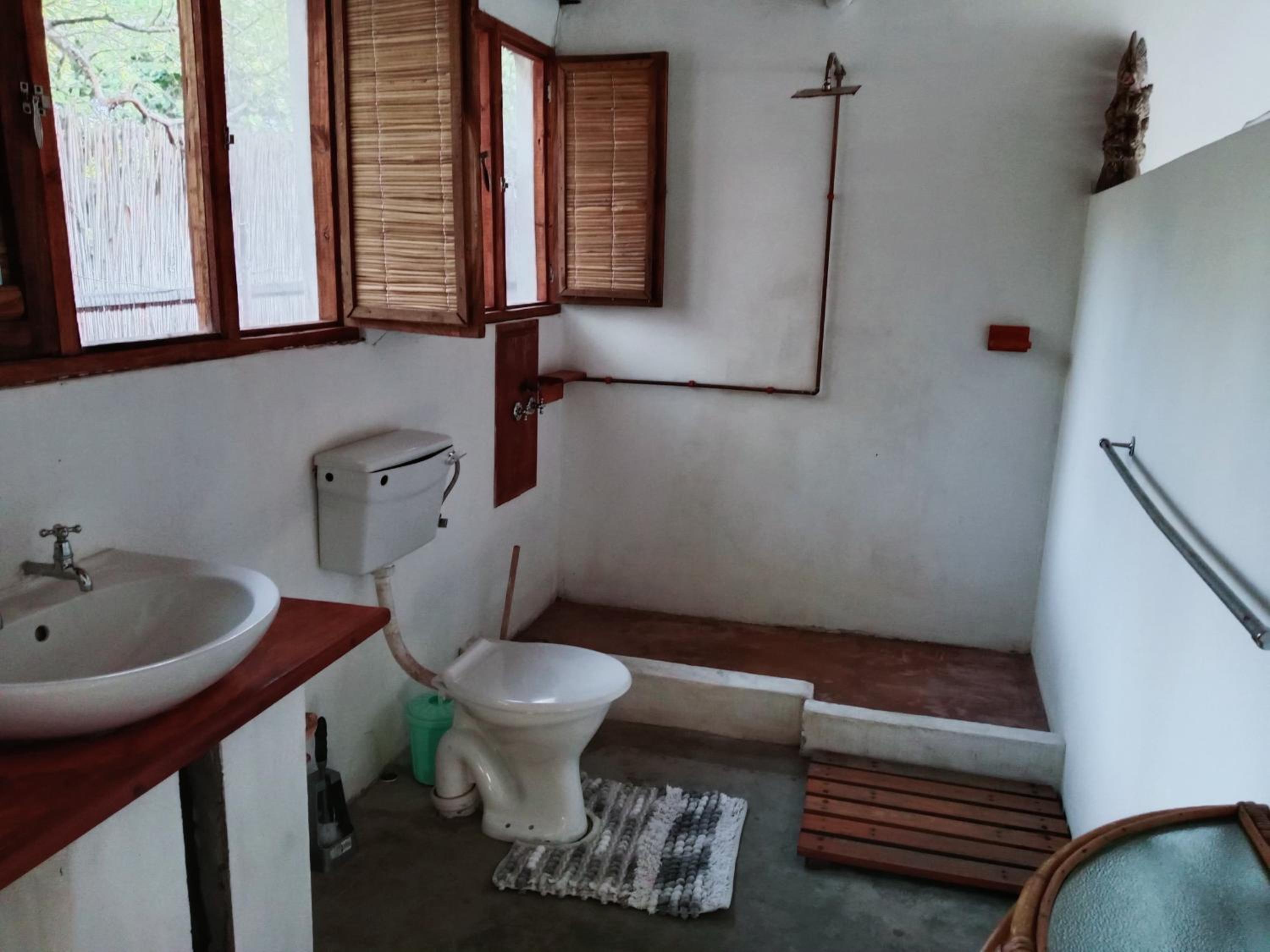 Shongili Island Lodge