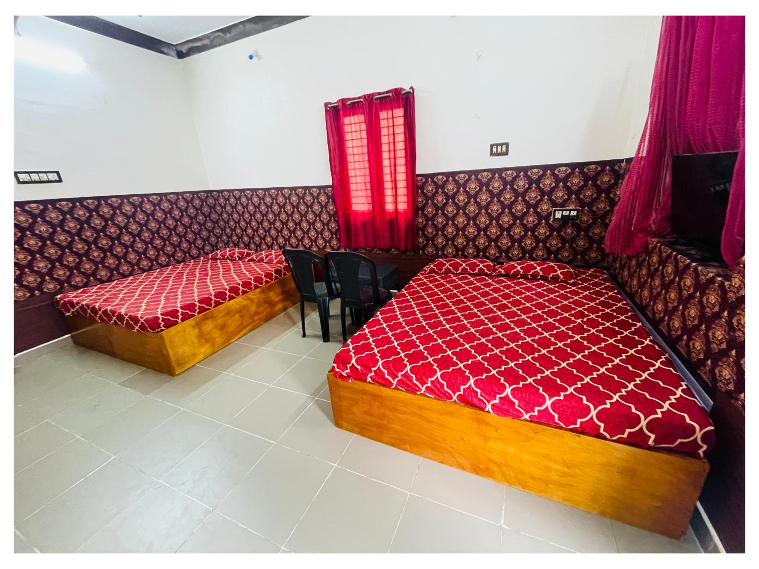 THIRUNALLAR S A RESIDENCY view 3