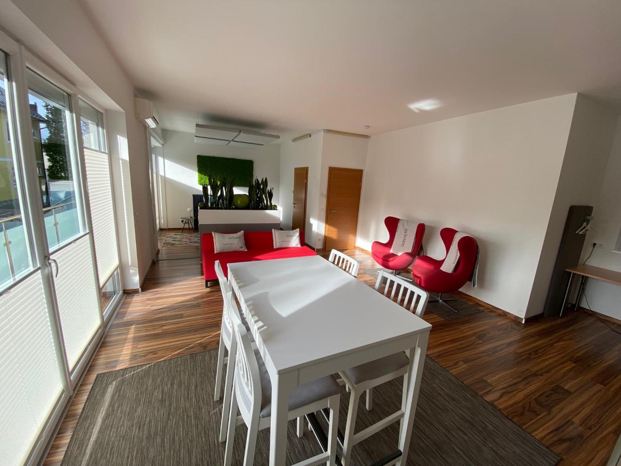 Salzburg Vacations - 1. SALZBURG work sleep luxury apartment" fur arbeiten wohnen ! - Property Image 27