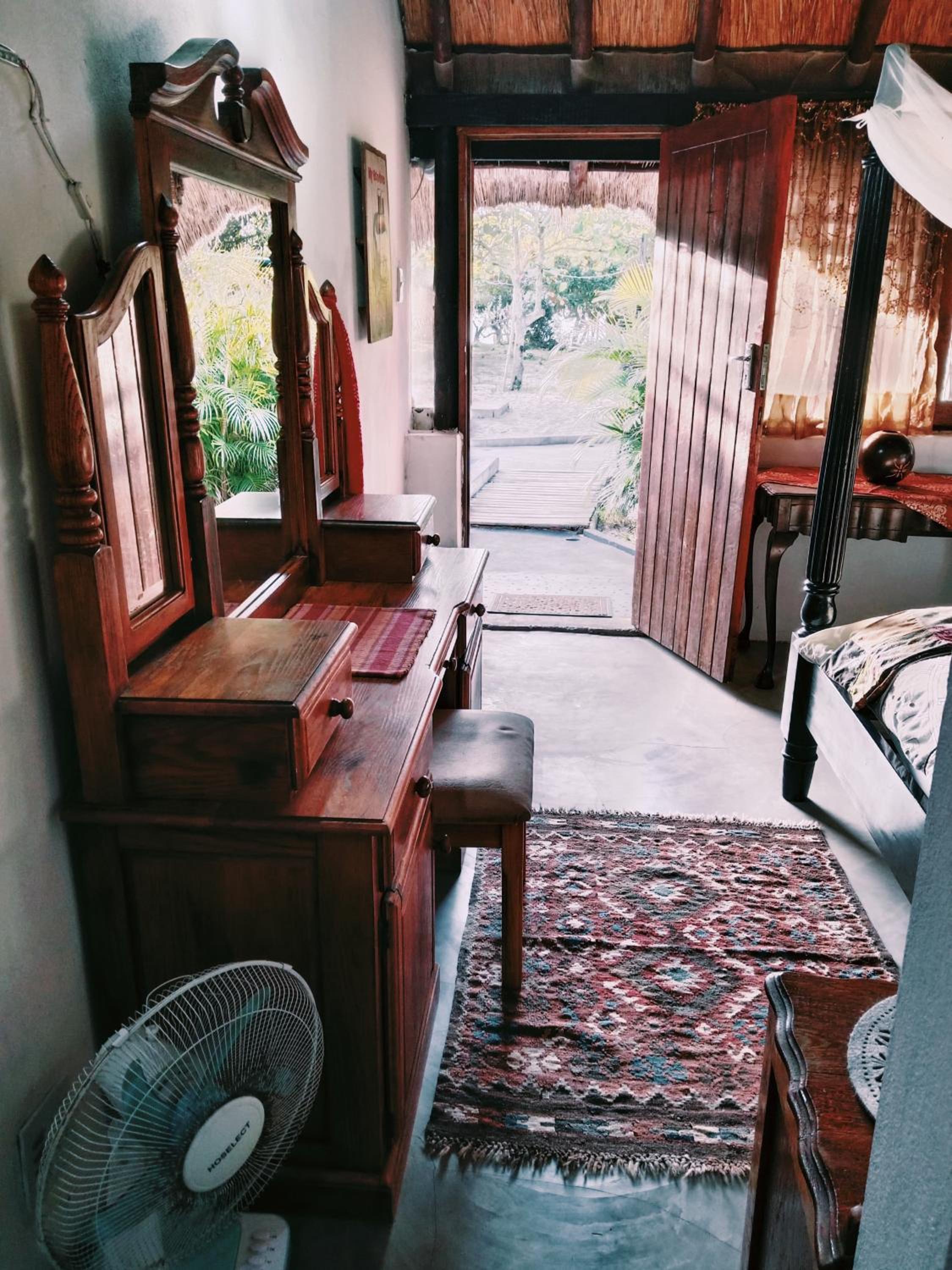 Shongili Island Lodge