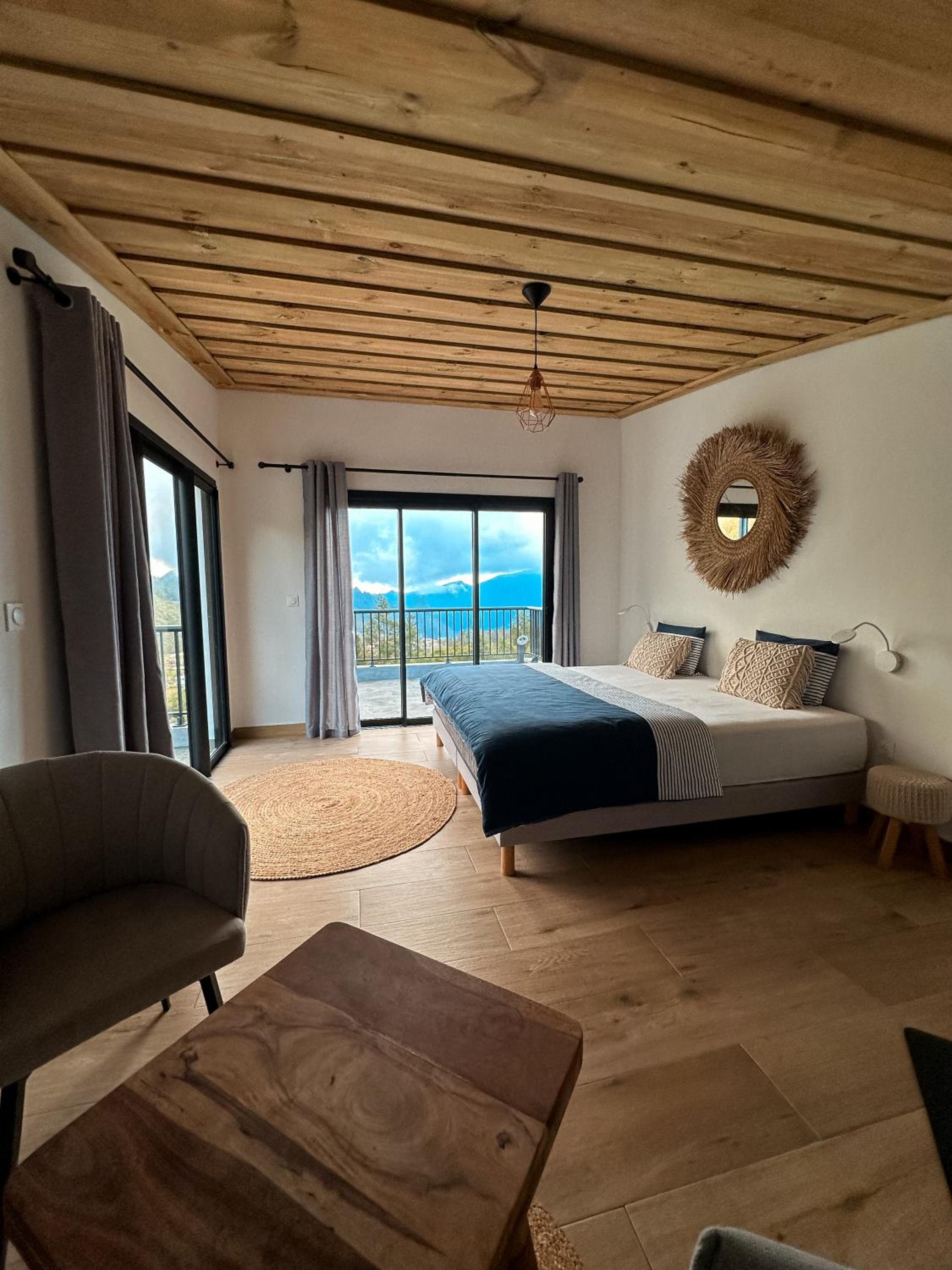 Réyanna Lodges