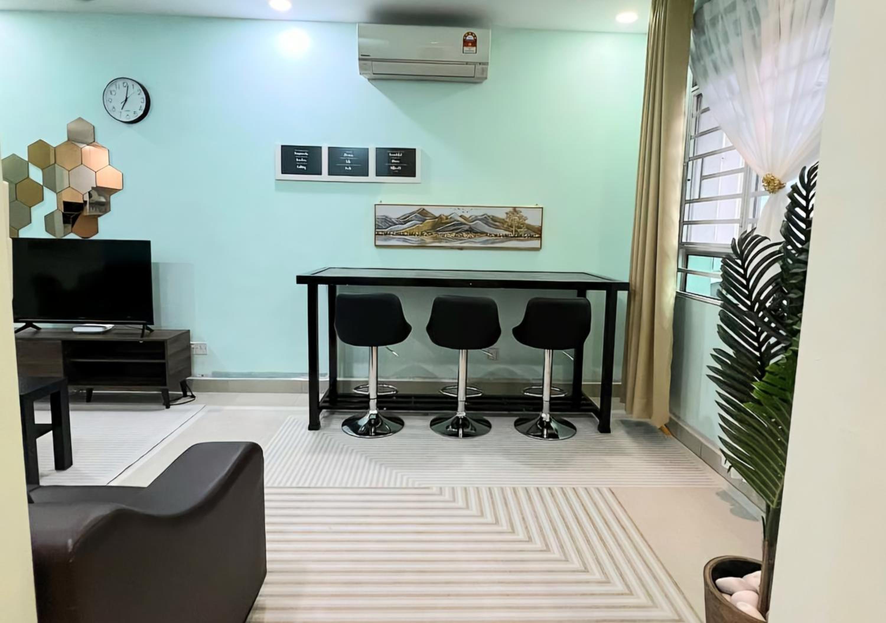 Urban Sky Guesthouse 3BR Homestay Penang #USM #Airport #PISA #PantaiHosp photo 3