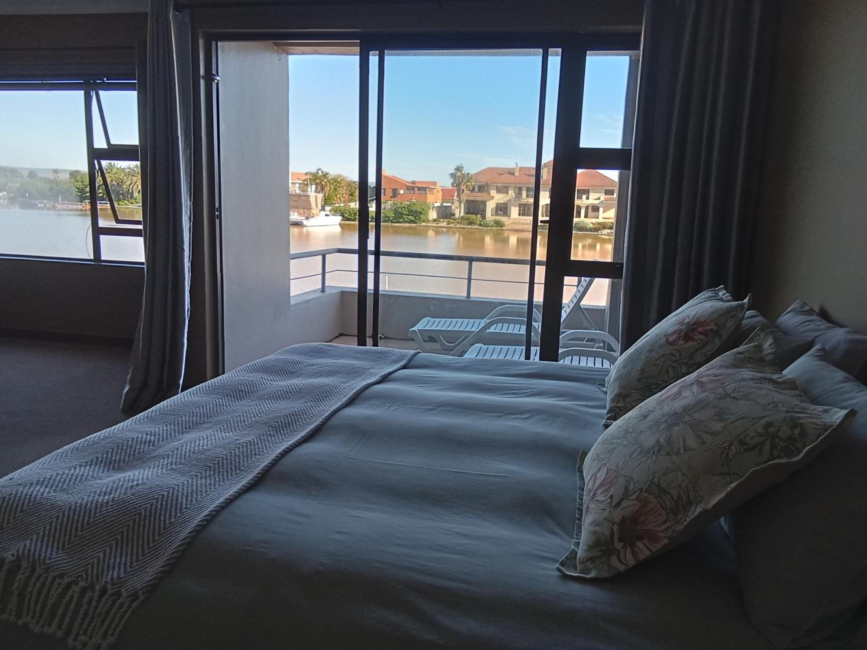 location on the Bergriver banks view 4