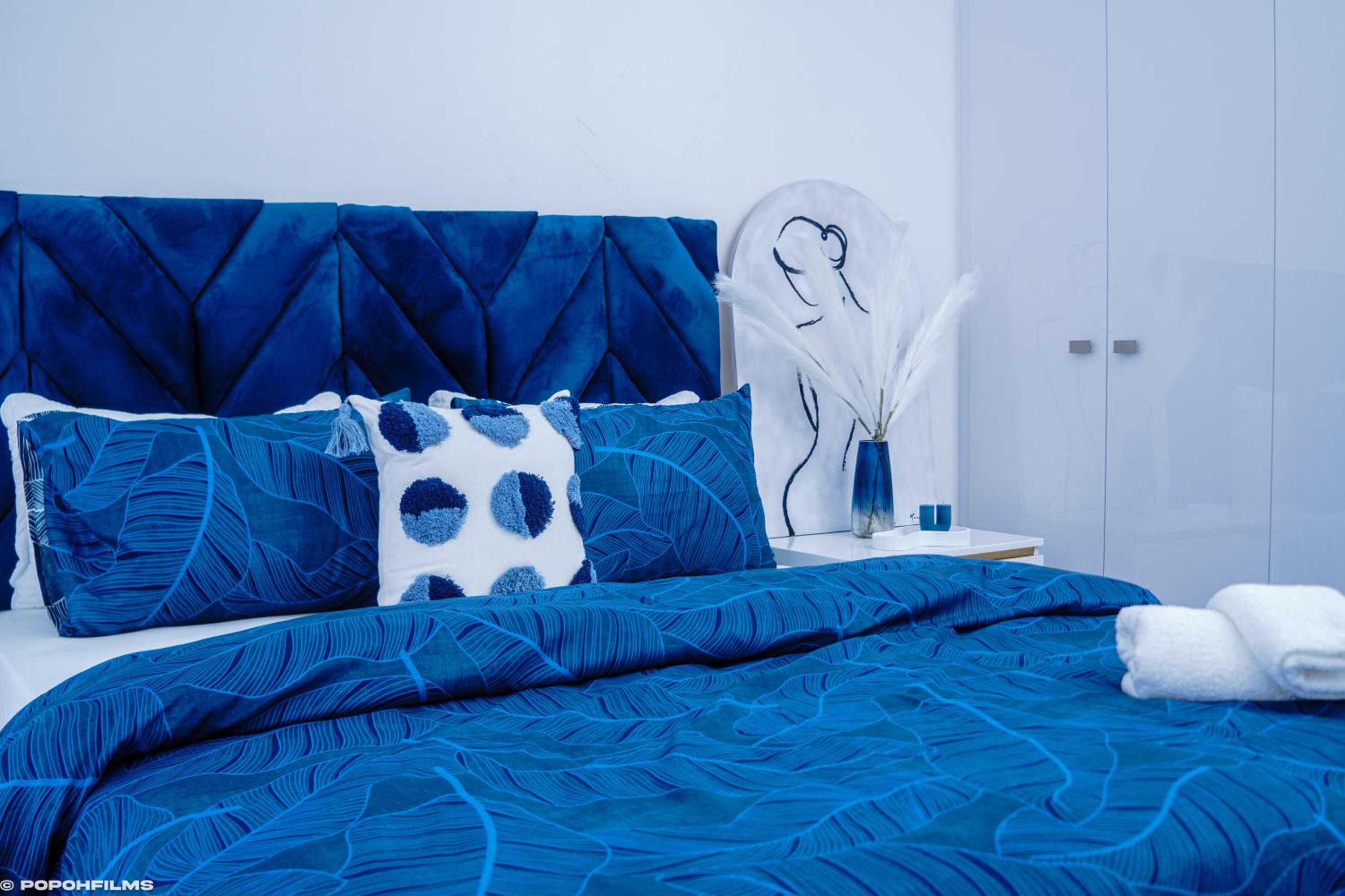Blue Oasis Luxury Apartment- Power Backup
