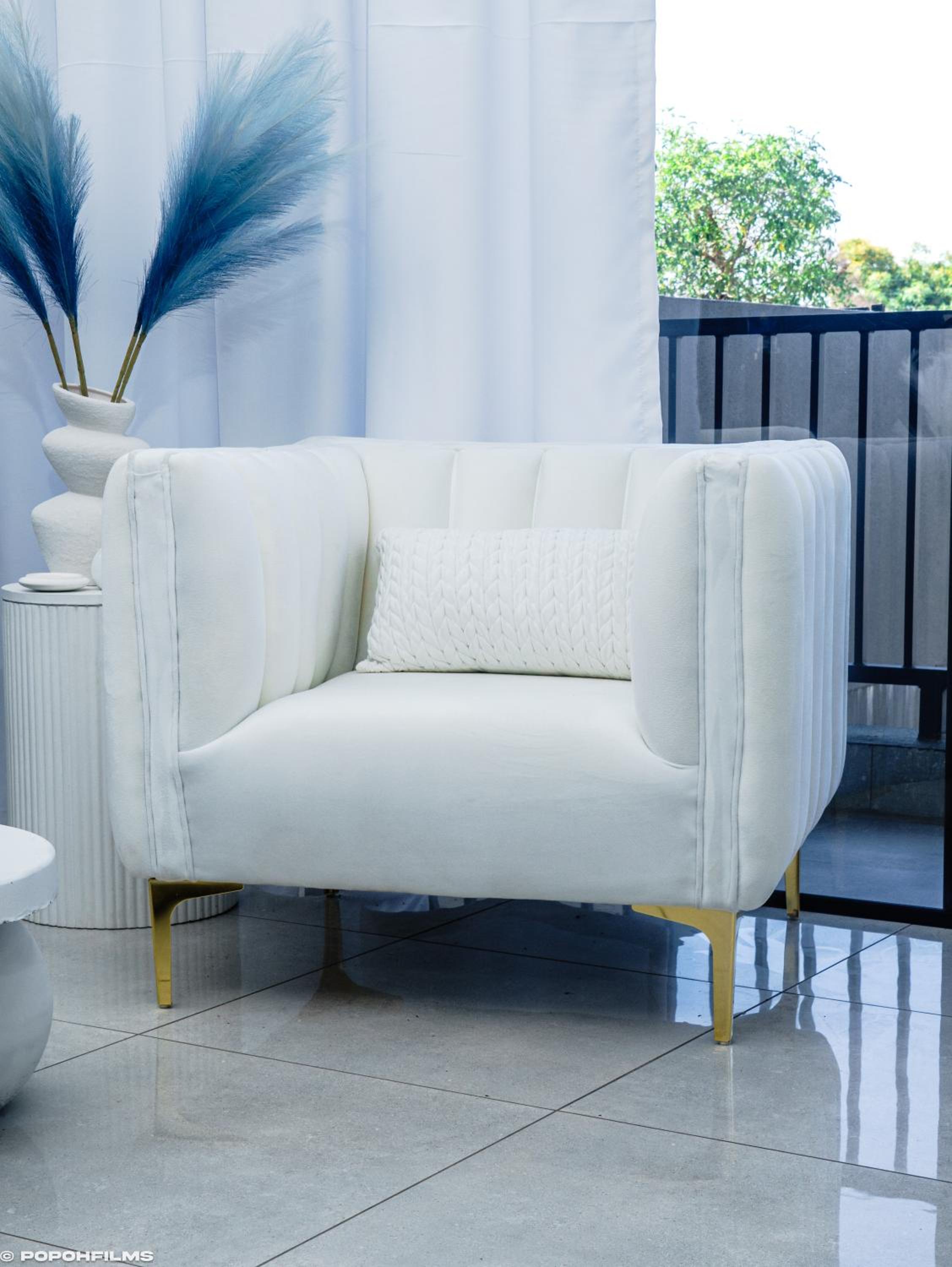 Blue Oasis Luxury Apartment- Power Backup