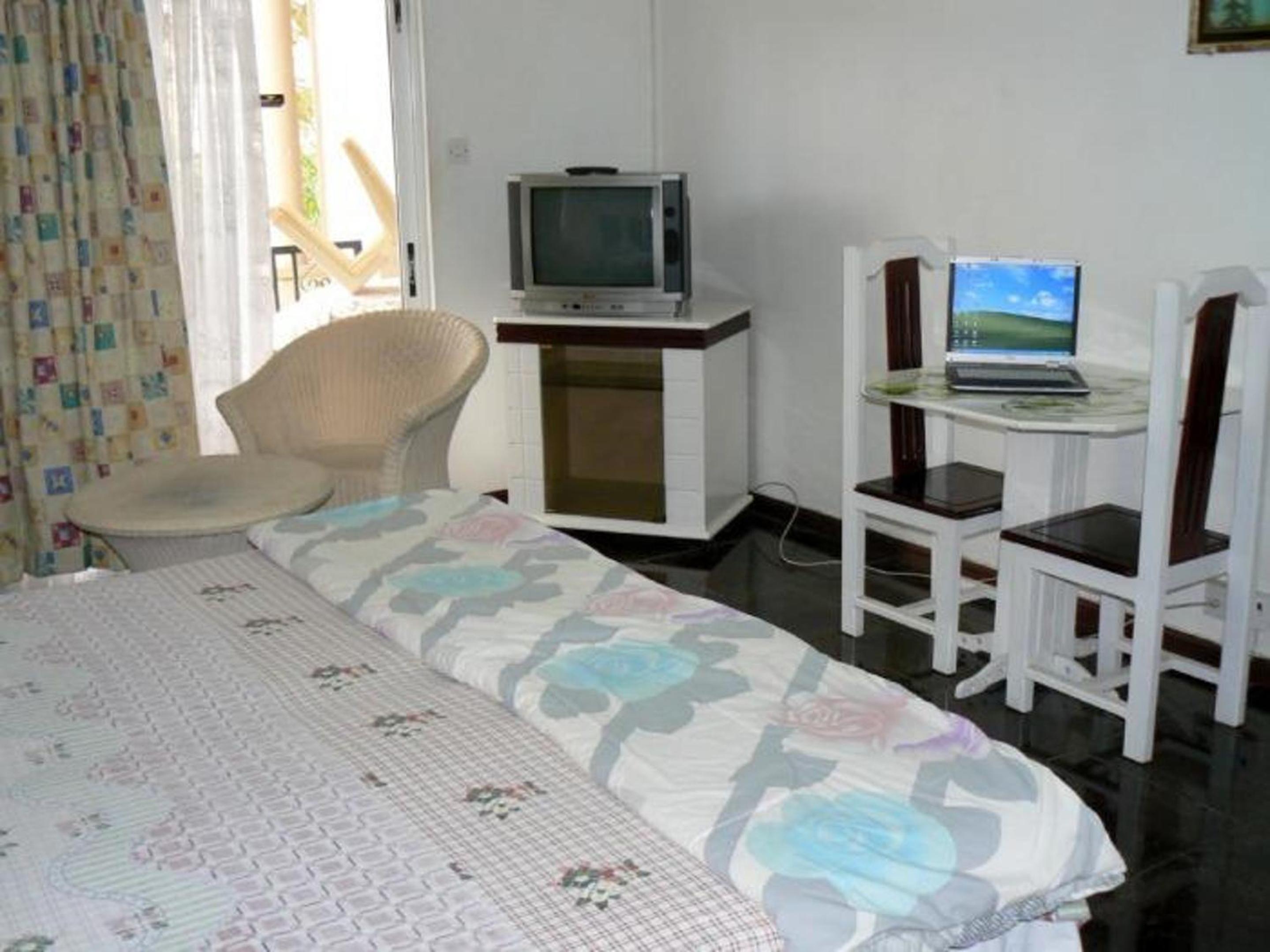 Cozy studio in Trou-aux-Biches 35 m² with lovely garden balcony view 5