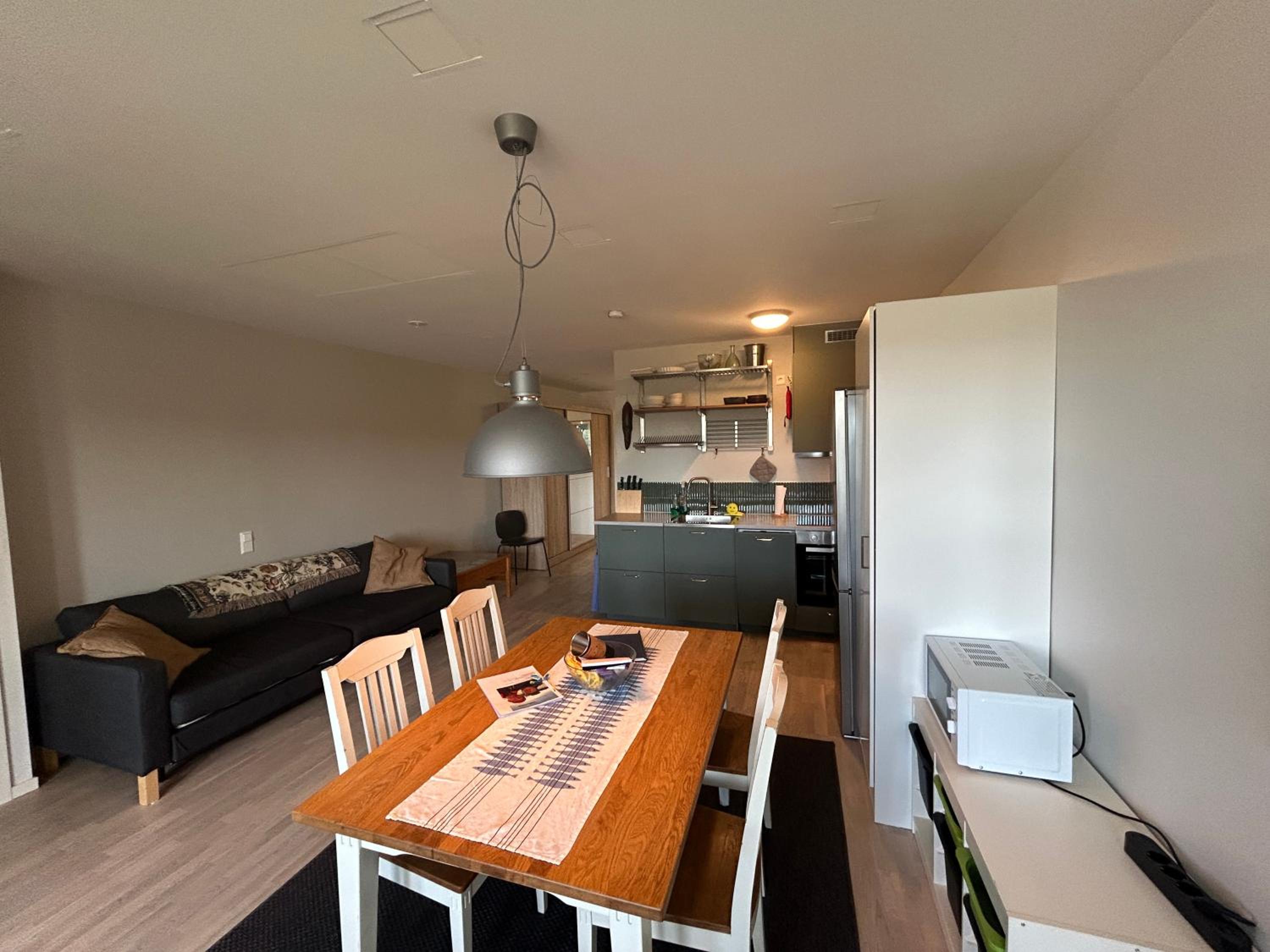 Newly built bright apartment, close to everything If you want to visit Stockholm, you will find the perfect accommodation here! Ferry line 80 makes it very view 2