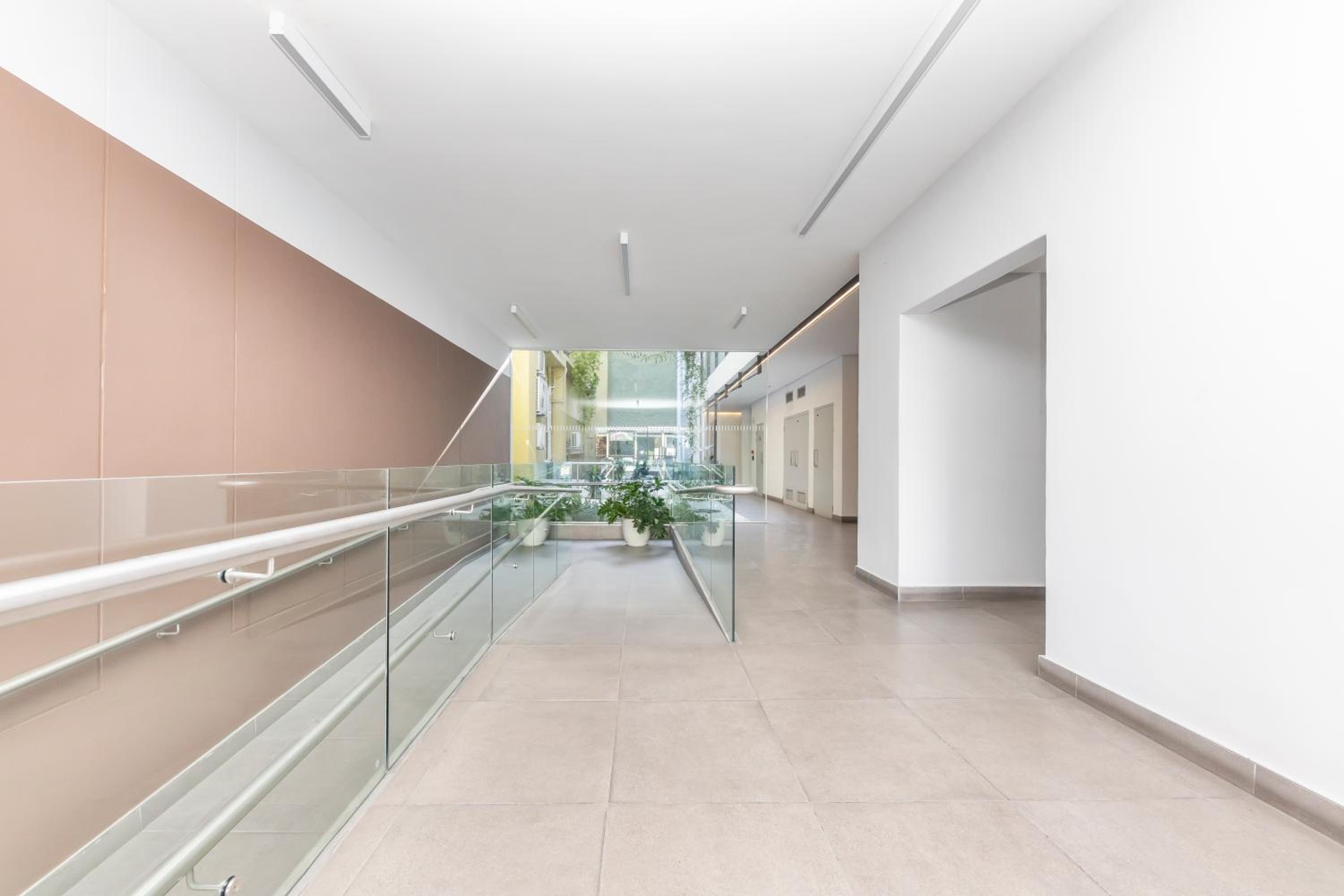 Urban Chic Central Apartment view 5