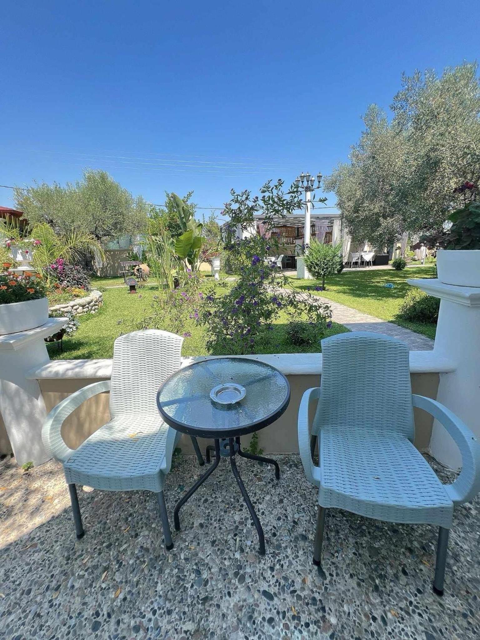 Apartments Alexandros