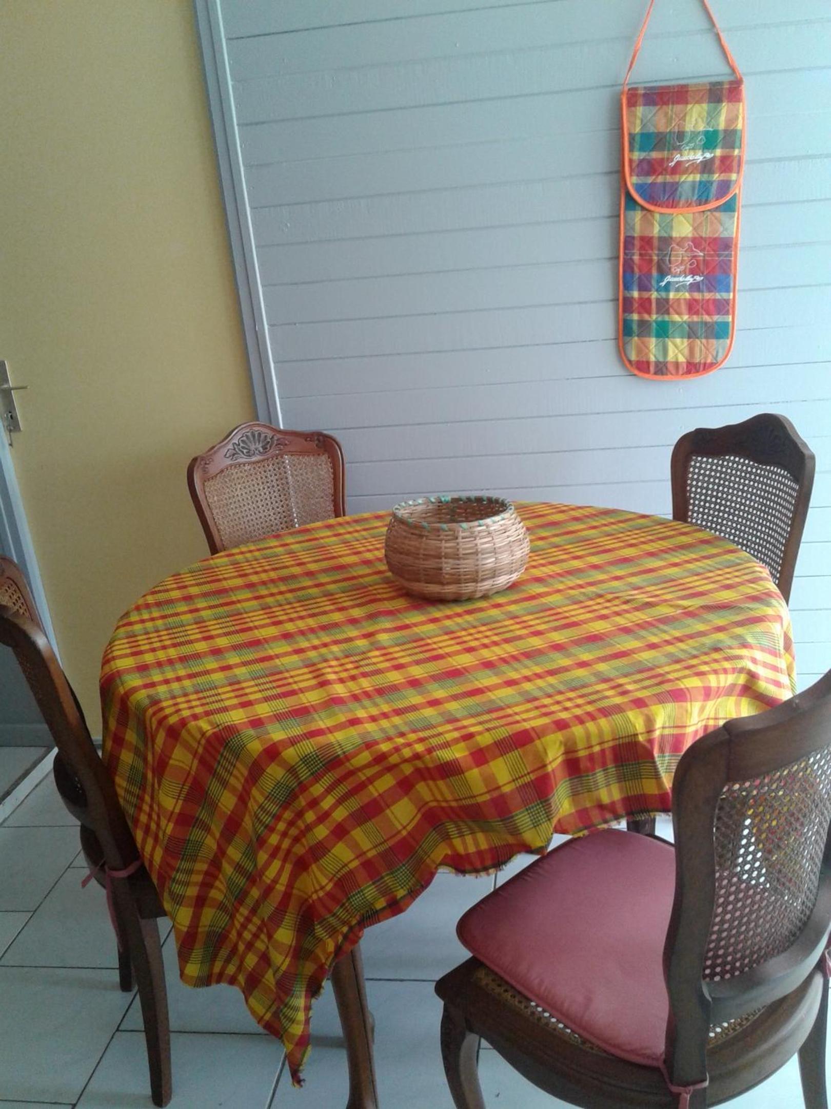 Maison confortable au Moule avec jardin cloture view 5