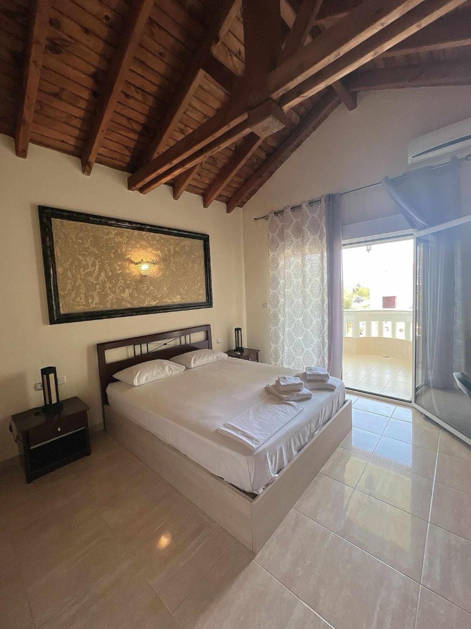 Apartments Alexandros