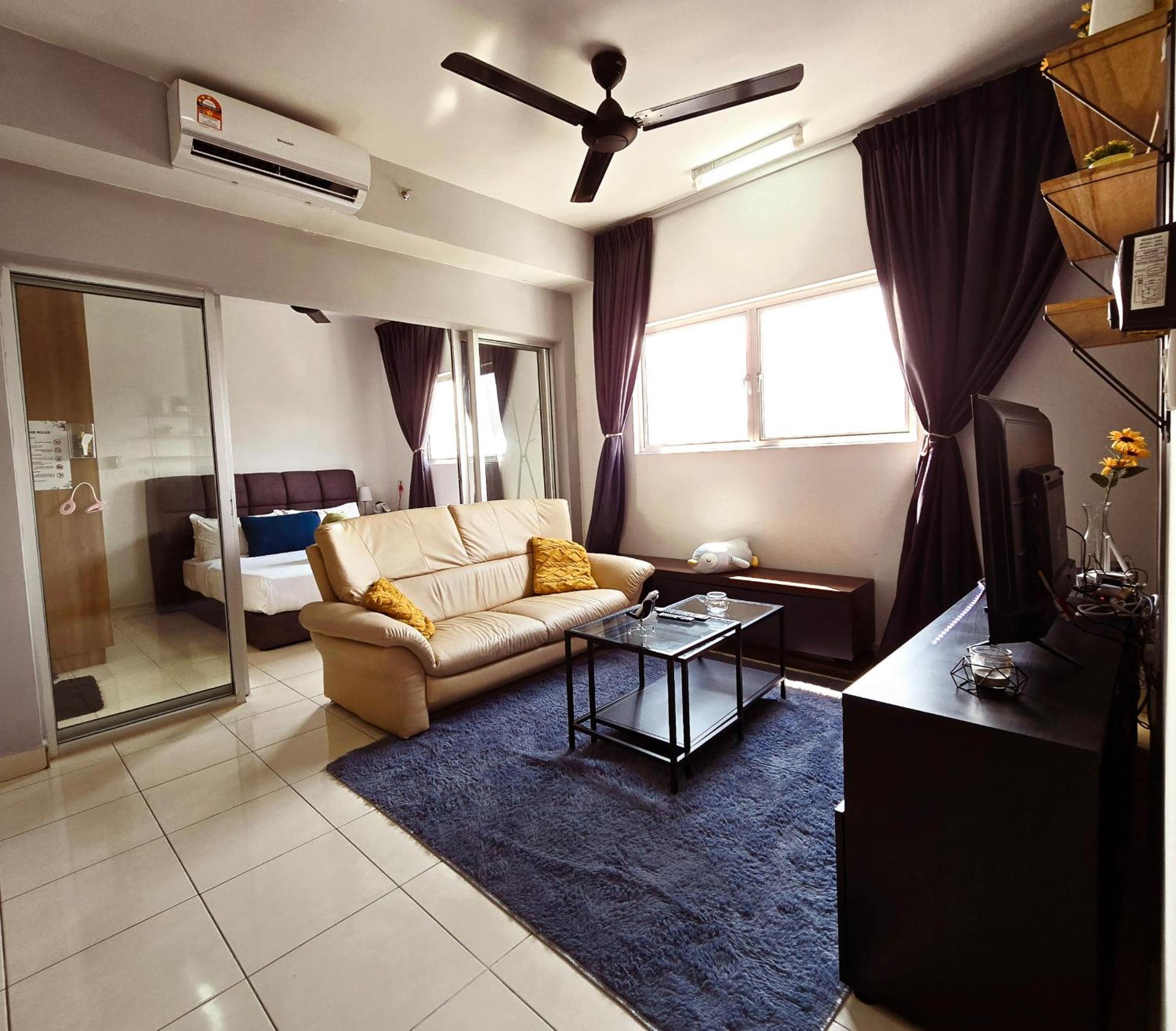 COMFY KLIA AIRPORT 1BR SEPANG 500 MBPS Wifi photo 3