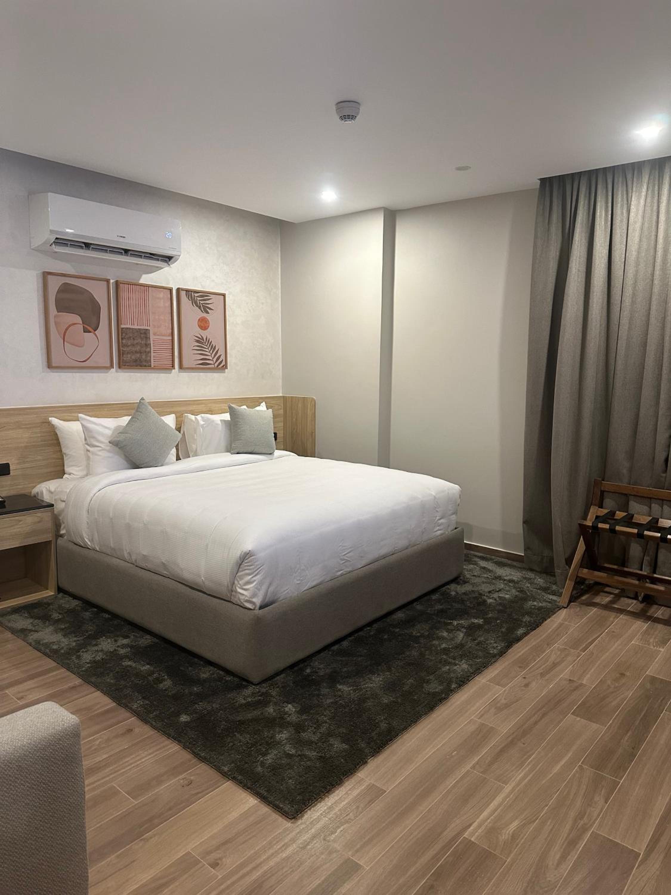 Lacasa Residence