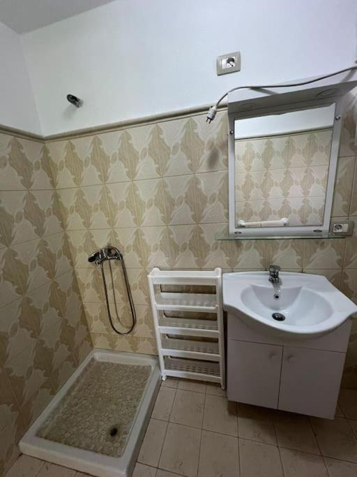 Vlora Rest House